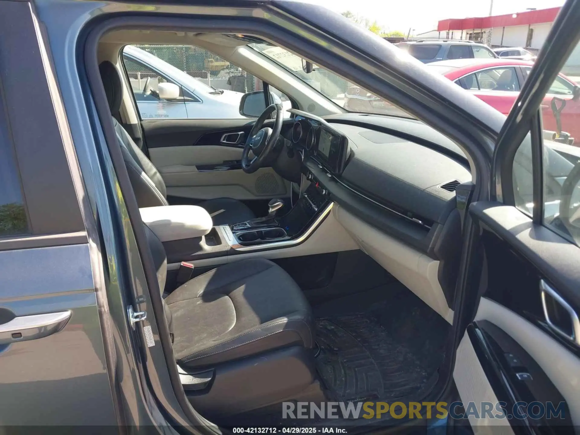 5 Фотография поврежденного автомобиля KNDNC5H3XN6061465 KIA CARNIVAL MPV 2022