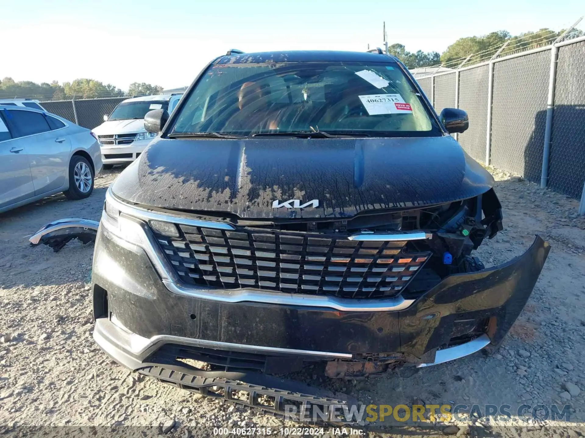 13 Photograph of a damaged car KNDNE5H30N6116595 KIA CARNIVAL MPV 2022