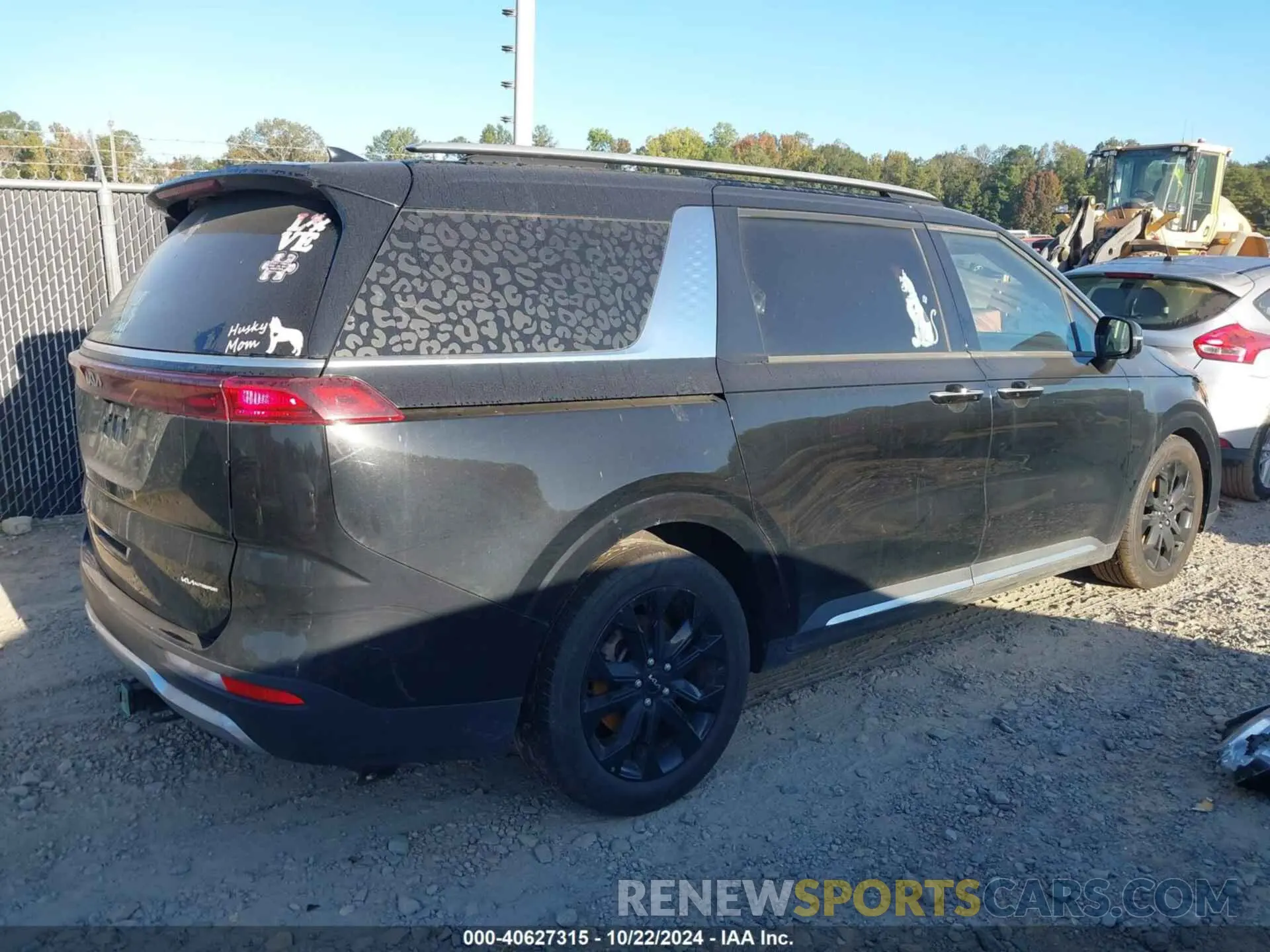 4 Photograph of a damaged car KNDNE5H30N6116595 KIA CARNIVAL MPV 2022