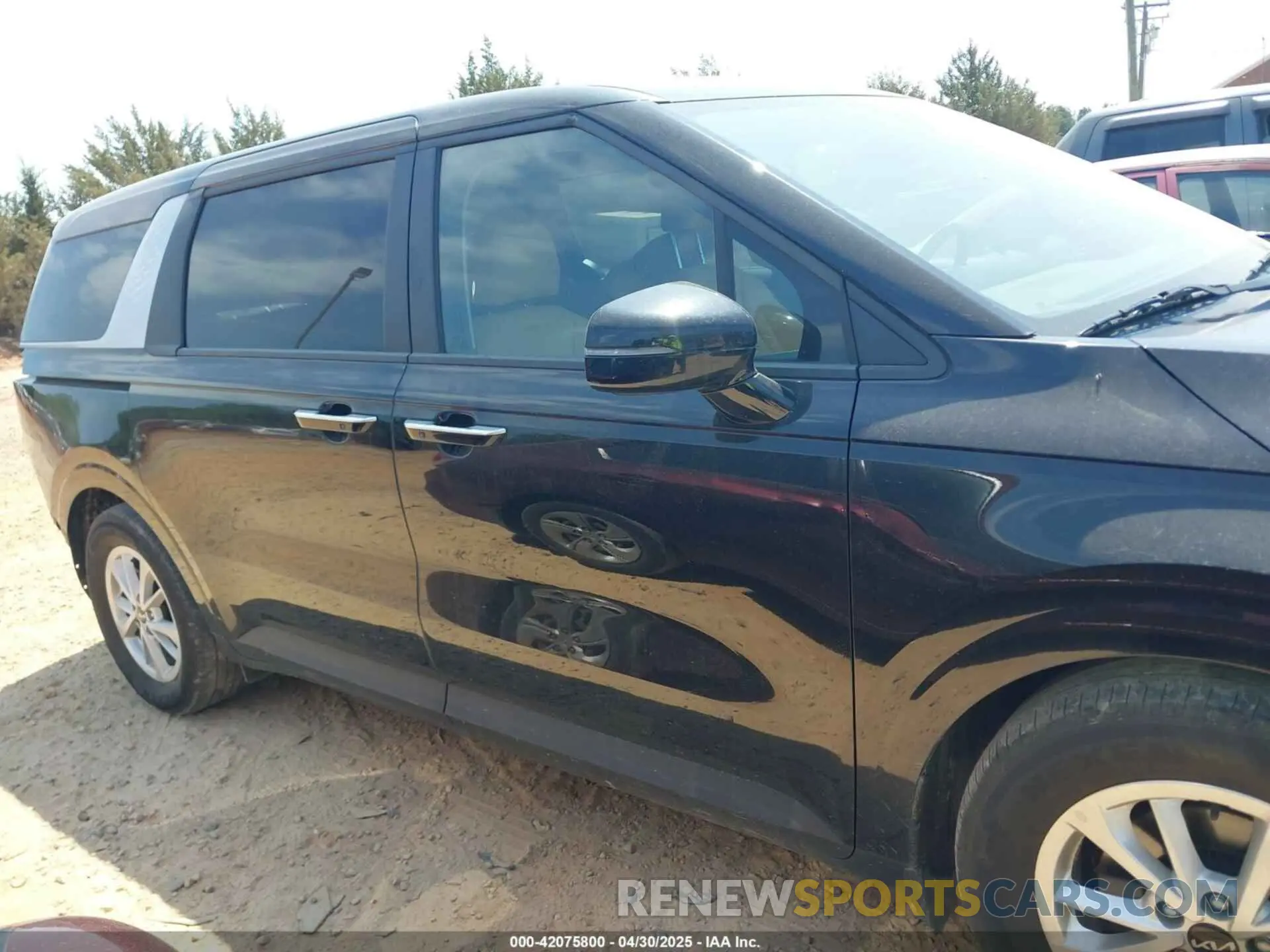 14 Фотография поврежденного автомобиля KNDNB4H34P6291213 KIA CARNIVAL MPV 2023