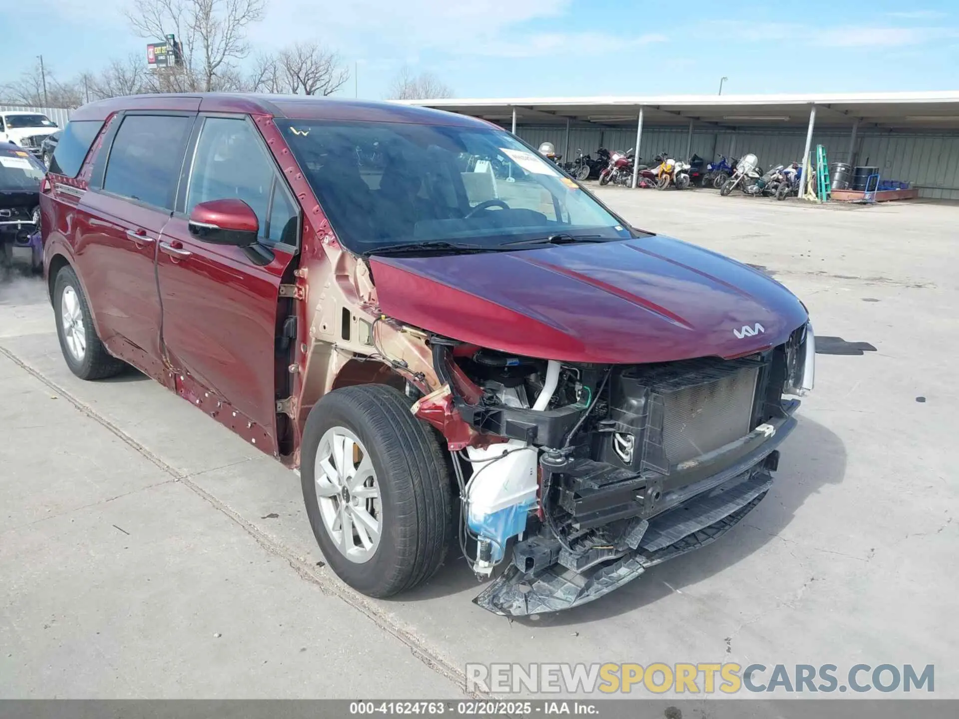 1 Photograph of a damaged car KNDNB4H35P6262707 KIA CARNIVAL MPV 2023