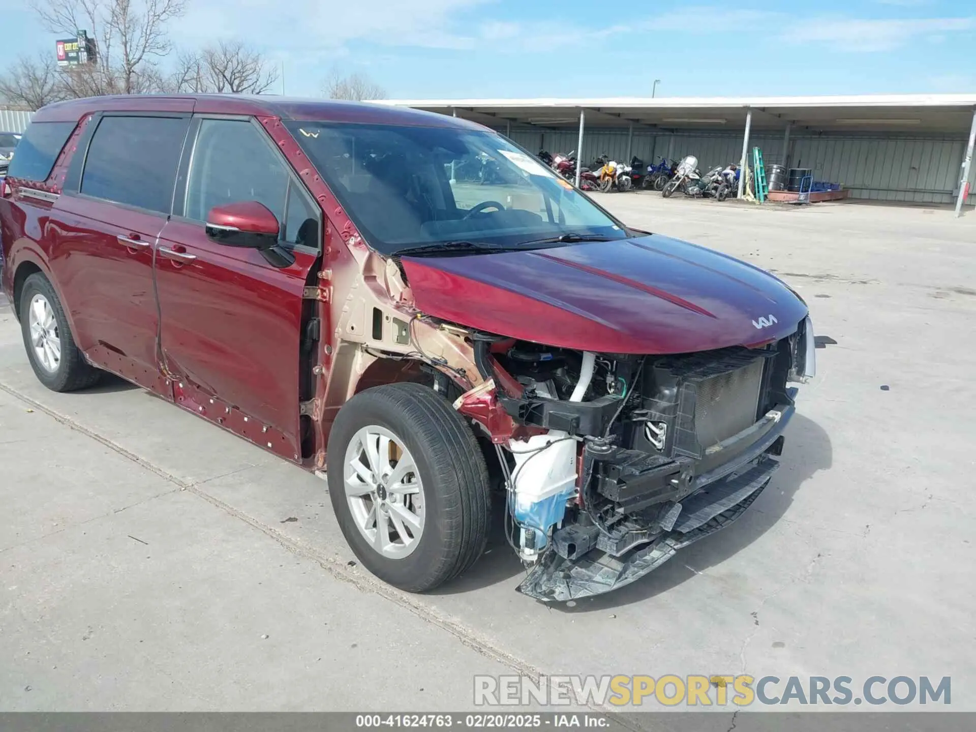 6 Photograph of a damaged car KNDNB4H35P6262707 KIA CARNIVAL MPV 2023