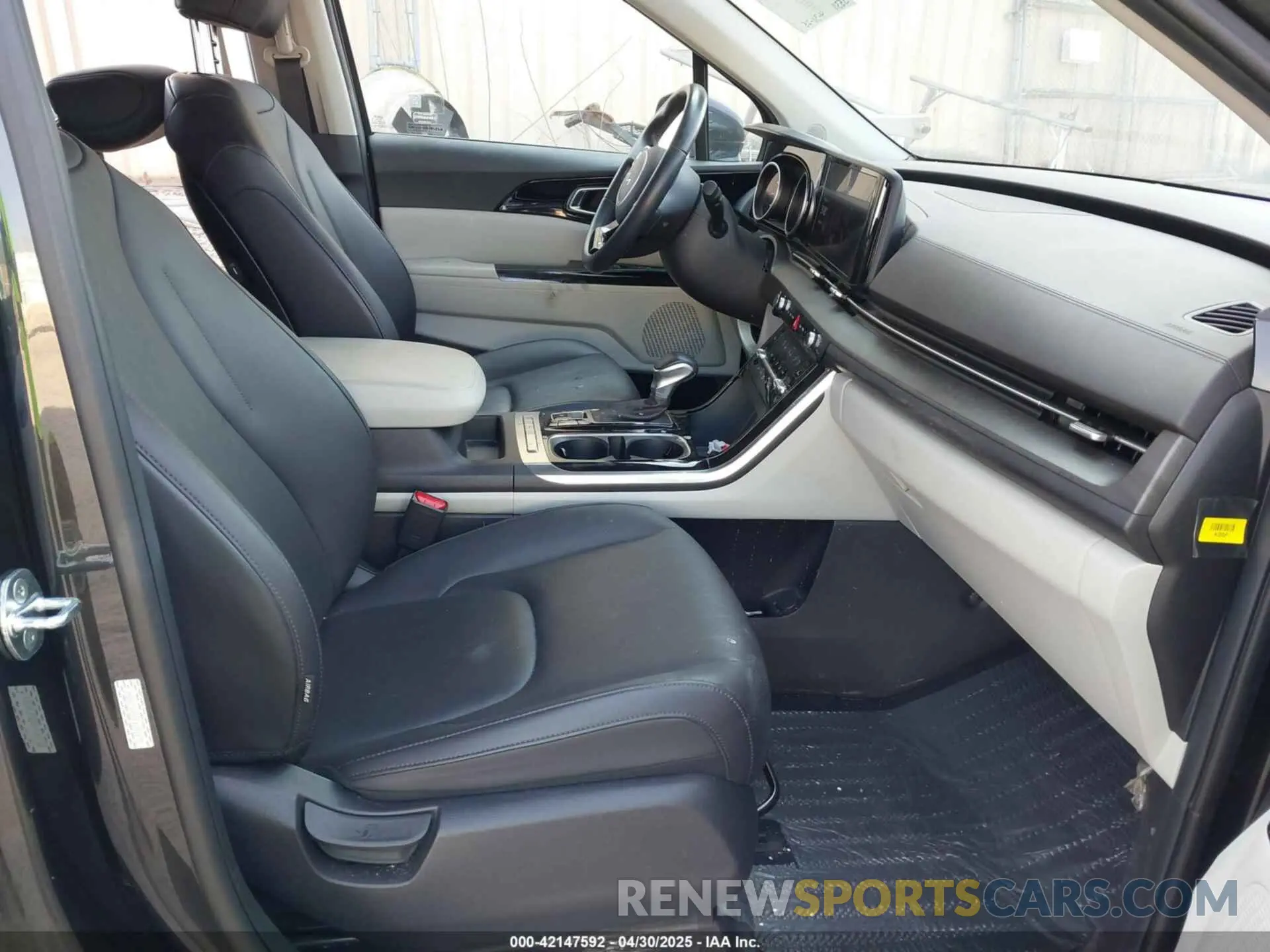 5 Фотография поврежденного автомобиля KNDNC5H35P6191978 KIA CARNIVAL MPV 2023