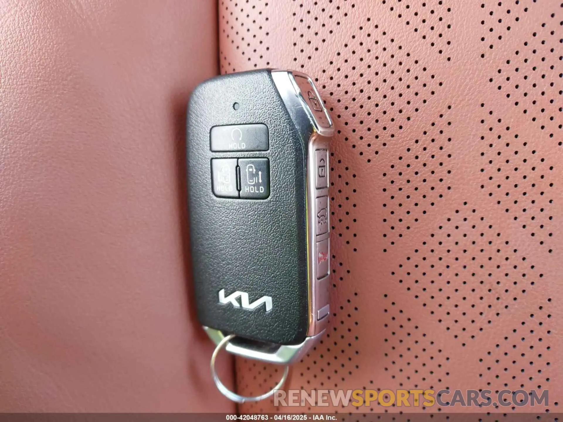 11 Фотография поврежденного автомобиля KNDNE5H36P6222827 KIA CARNIVAL MPV 2023