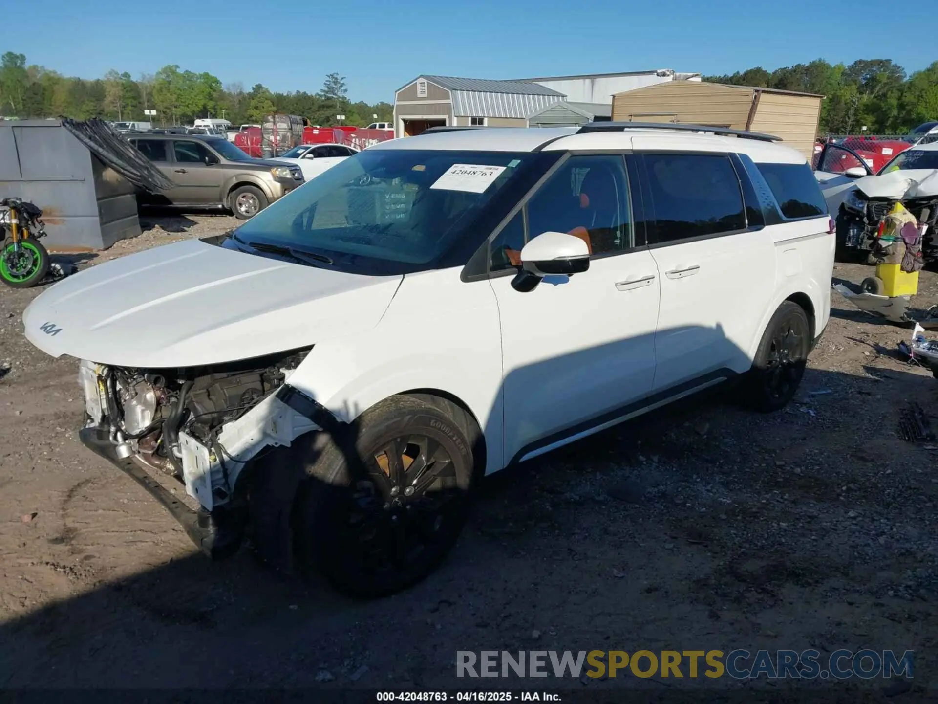 2 Фотография поврежденного автомобиля KNDNE5H36P6222827 KIA CARNIVAL MPV 2023