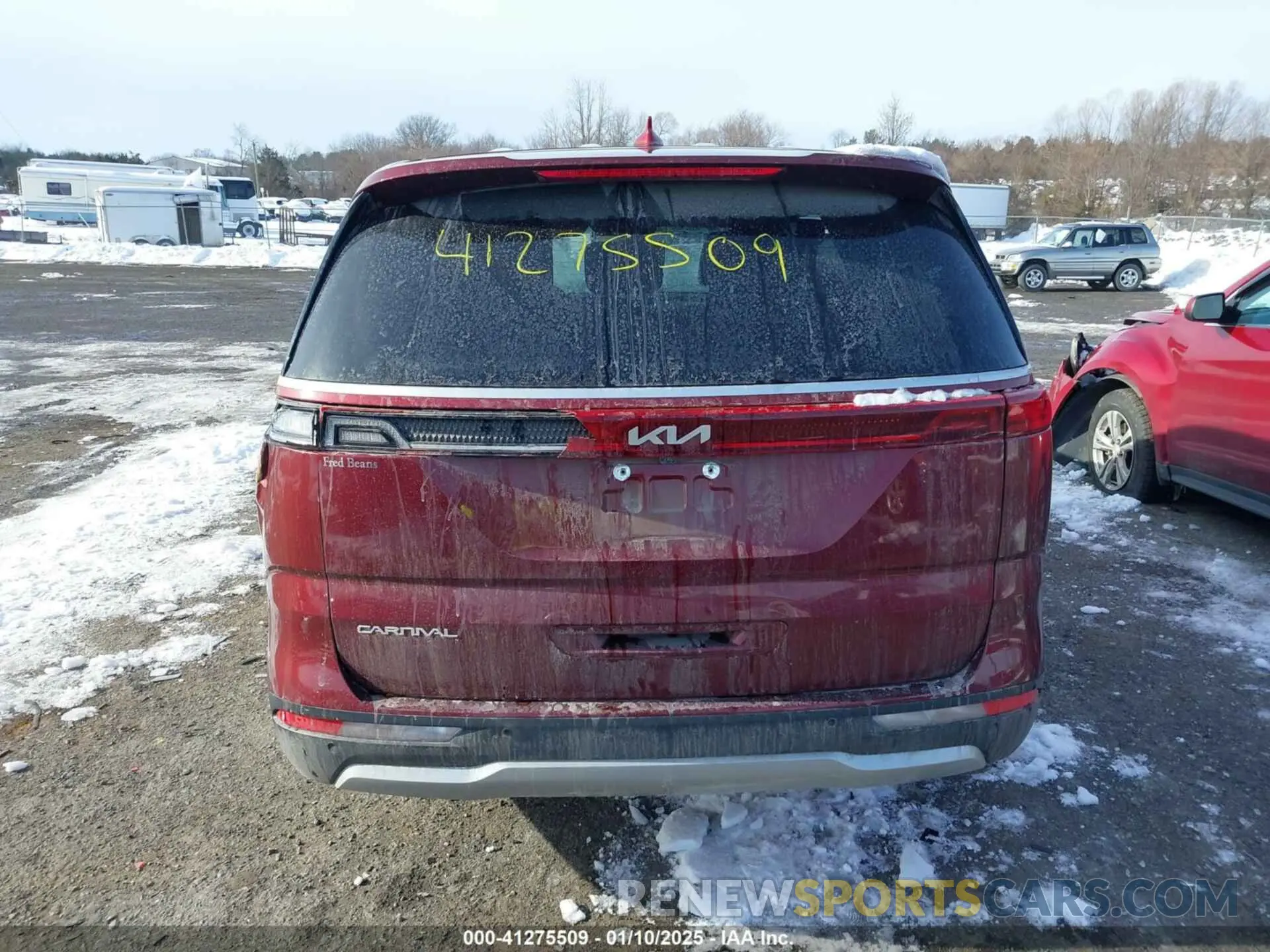15 Photograph of a damaged car KNDNB4H33R6388972 KIA CARNIVAL MPV 2024