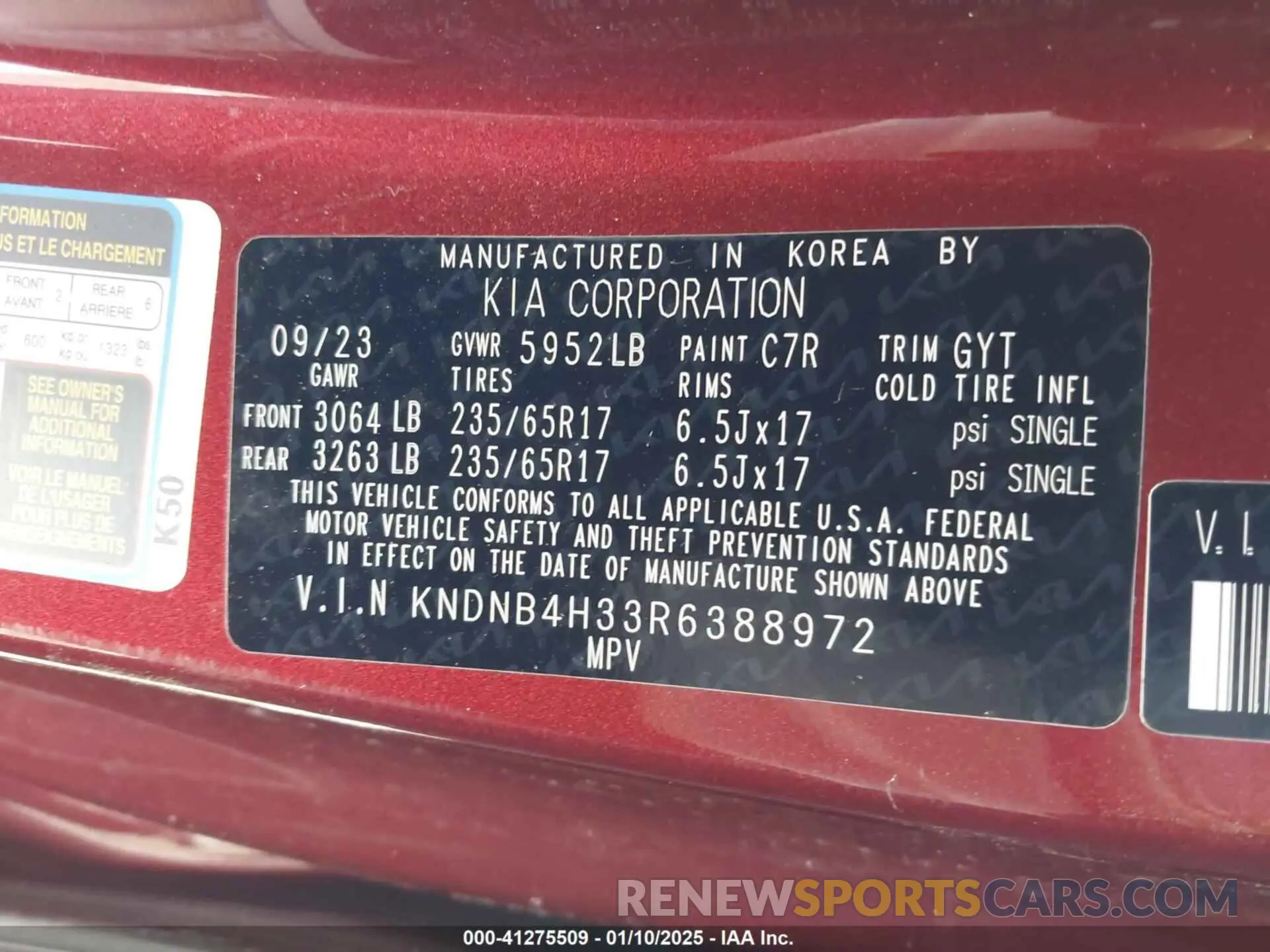 9 Photograph of a damaged car KNDNB4H33R6388972 KIA CARNIVAL MPV 2024