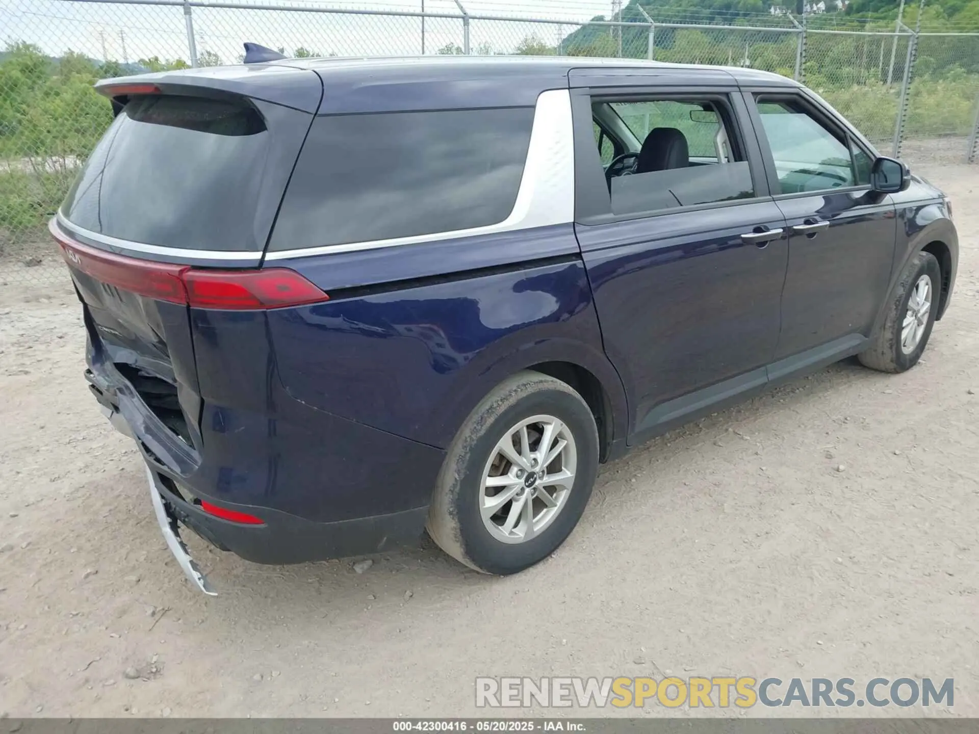 4 Фотография поврежденного автомобиля KNDNB4H35R6350739 KIA CARNIVAL MPV 2024