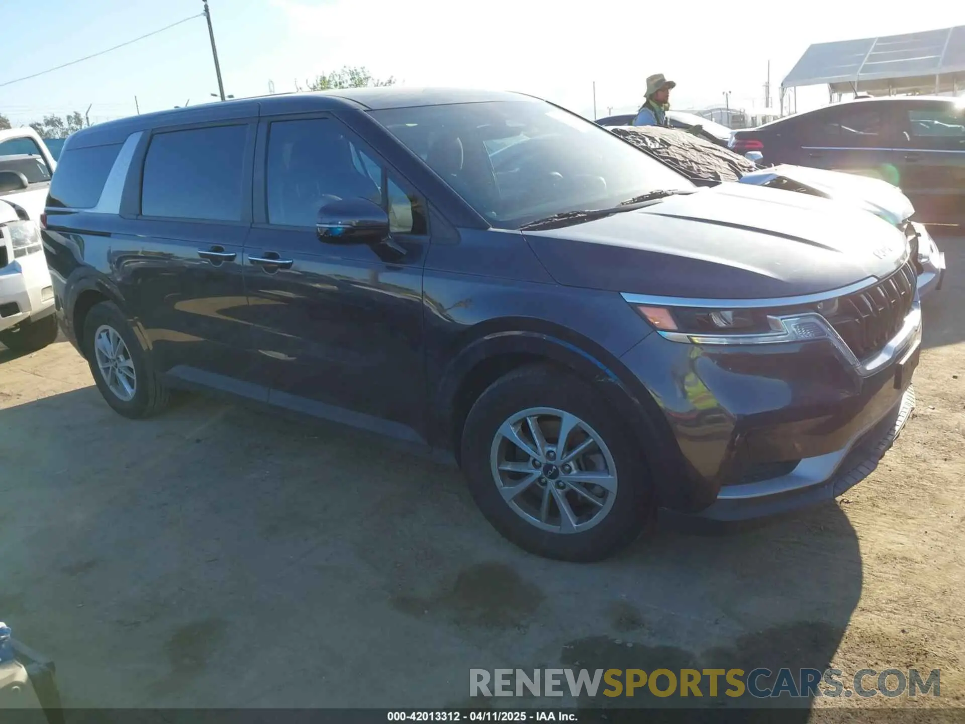 1 Photograph of a damaged car KNDNB4H38R6383380 KIA CARNIVAL MPV 2024