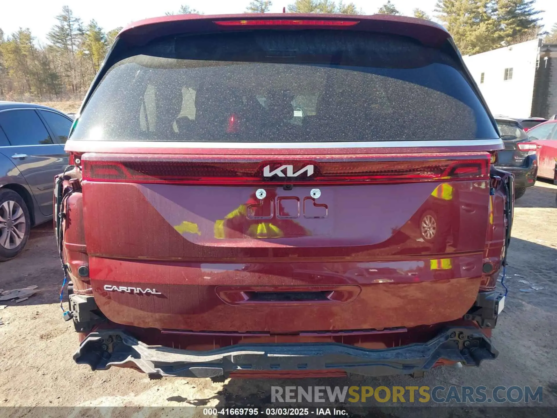 18 Photograph of a damaged car KNDNB4H39R6441013 KIA CARNIVAL MPV 2024