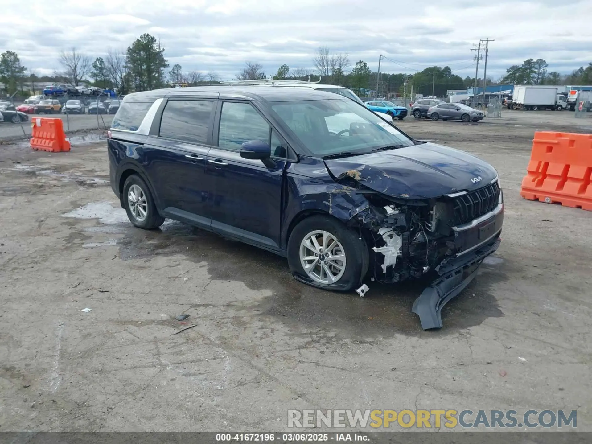 1 Фотография поврежденного автомобиля KNDNB4H3XR6382747 KIA CARNIVAL MPV 2024