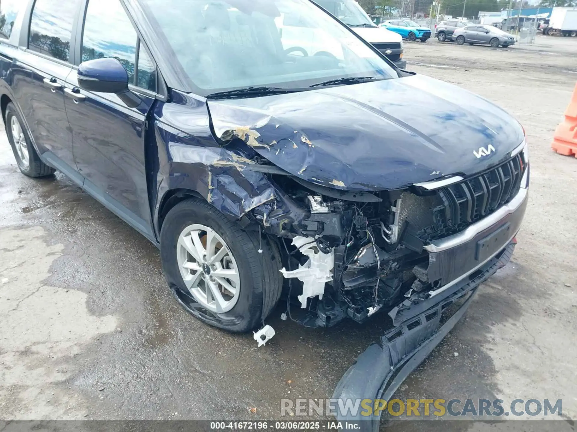 6 Фотография поврежденного автомобиля KNDNB4H3XR6382747 KIA CARNIVAL MPV 2024