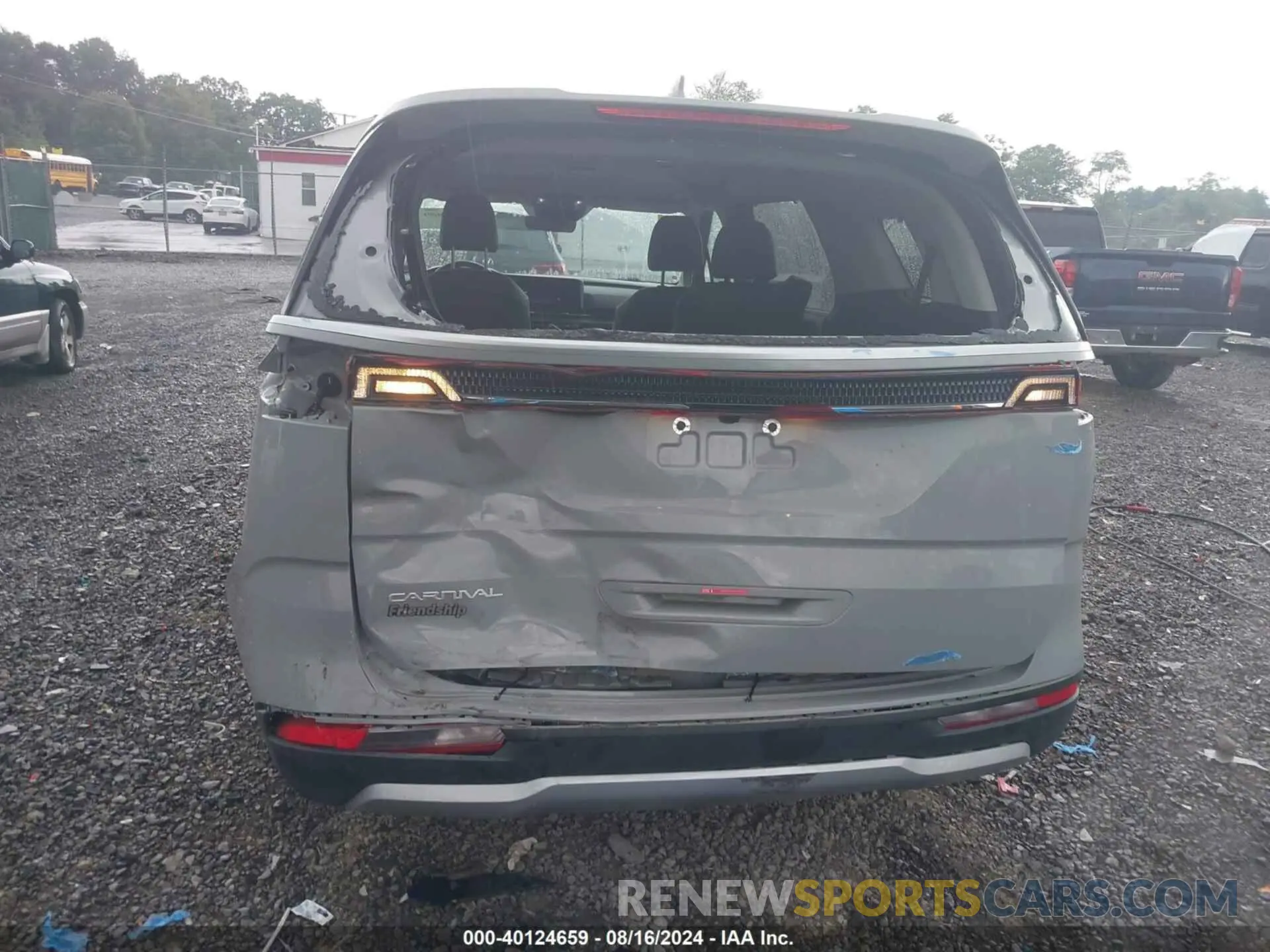 6 Photograph of a damaged car KNDNC5H31R6377648 KIA CARNIVAL MPV 2024