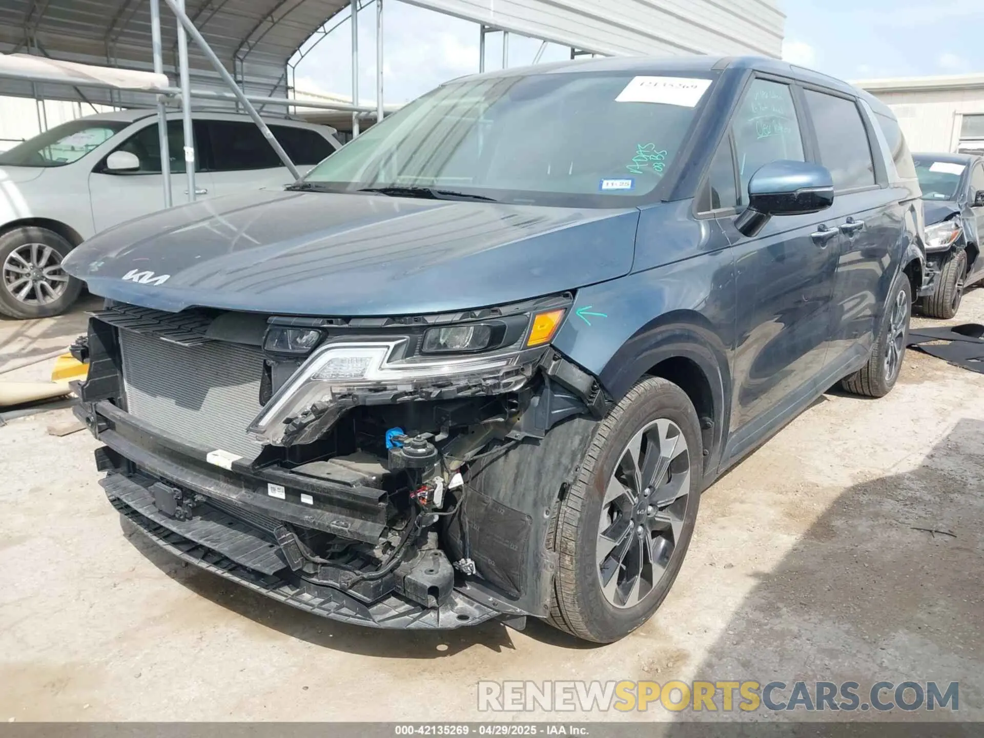 2 Фотография поврежденного автомобиля KNDNC5H36R6386572 KIA CARNIVAL MPV 2024