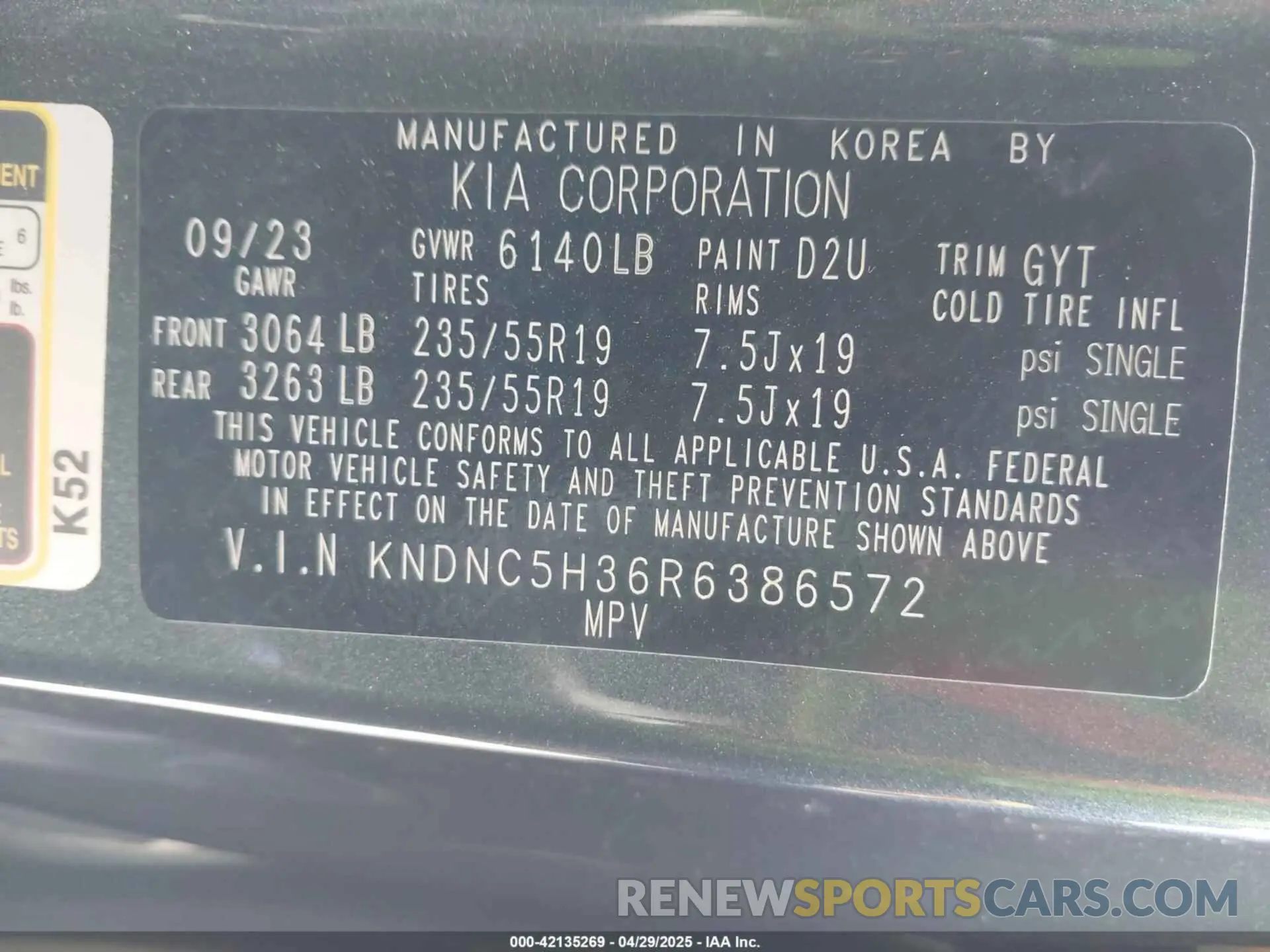 9 Фотография поврежденного автомобиля KNDNC5H36R6386572 KIA CARNIVAL MPV 2024