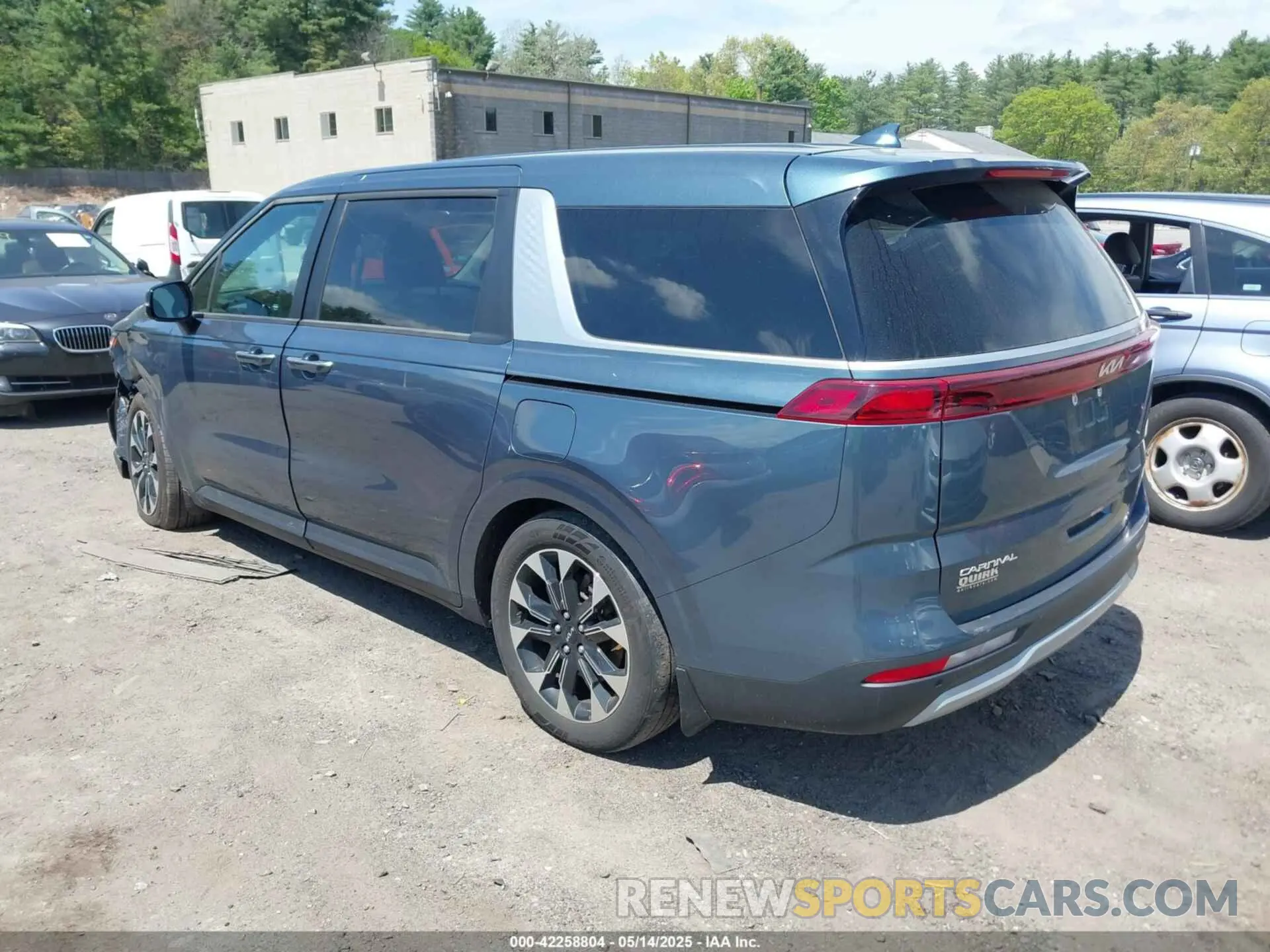 3 Photograph of a damaged car KNDNC5H37R6379842 KIA CARNIVAL MPV 2024