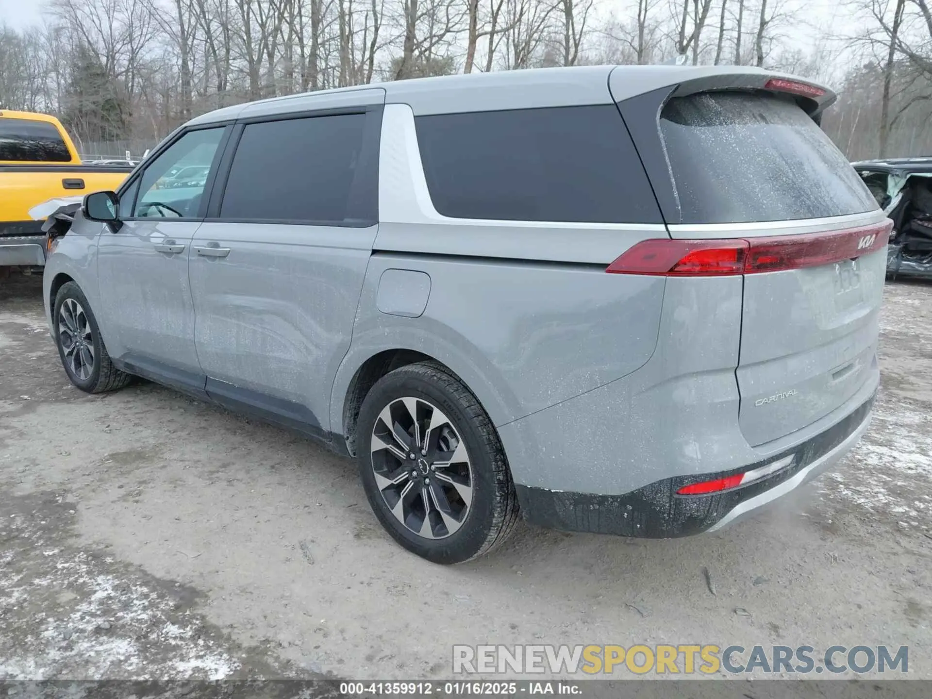 3 Photograph of a damaged car KNDNC5H39R6431035 KIA CARNIVAL MPV 2024