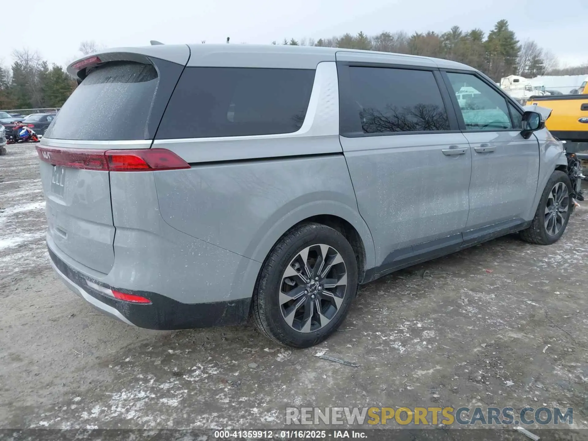 4 Photograph of a damaged car KNDNC5H39R6431035 KIA CARNIVAL MPV 2024