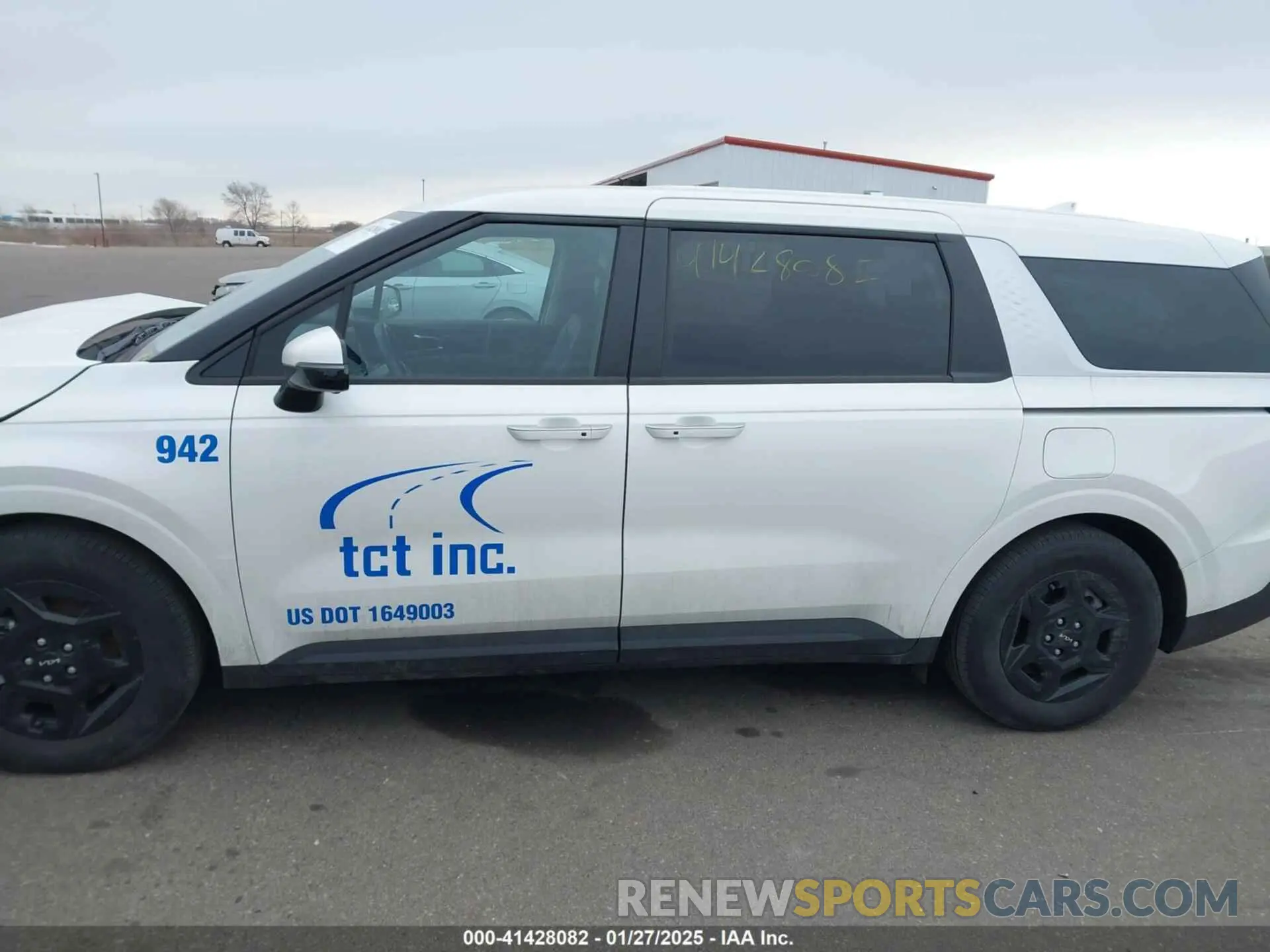 14 Фотография поврежденного автомобиля KNDNB5K36S6460462 KIA CARNIVAL MPV 2025