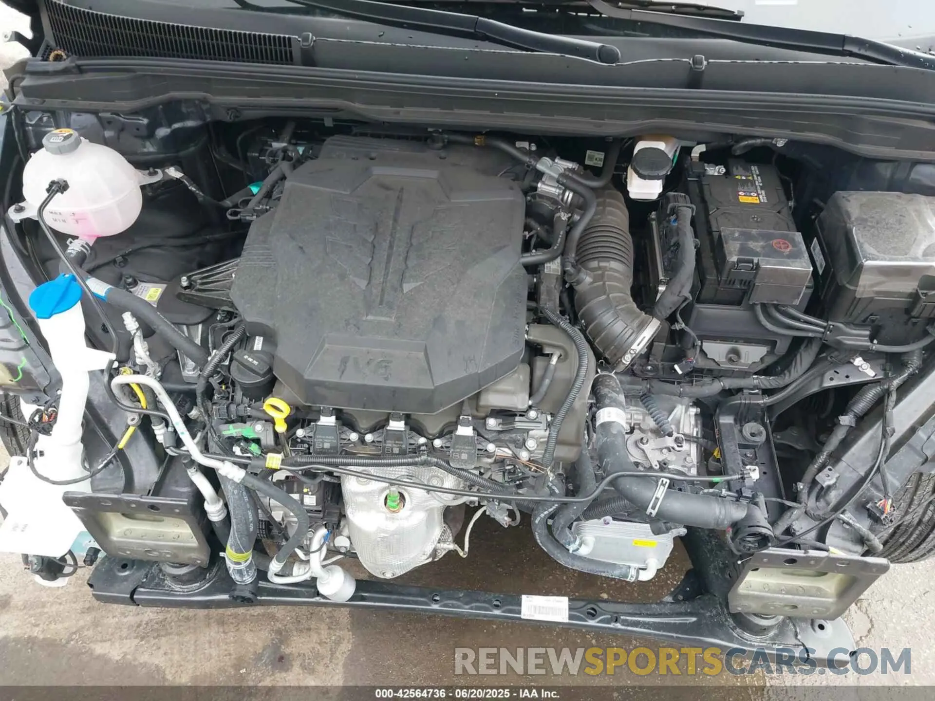 10 Фотография поврежденного автомобиля KNDNB5K37S6474094 KIA CARNIVAL MPV 2025