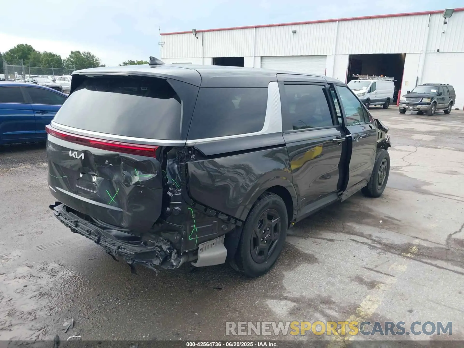 4 Фотография поврежденного автомобиля KNDNB5K37S6474094 KIA CARNIVAL MPV 2025