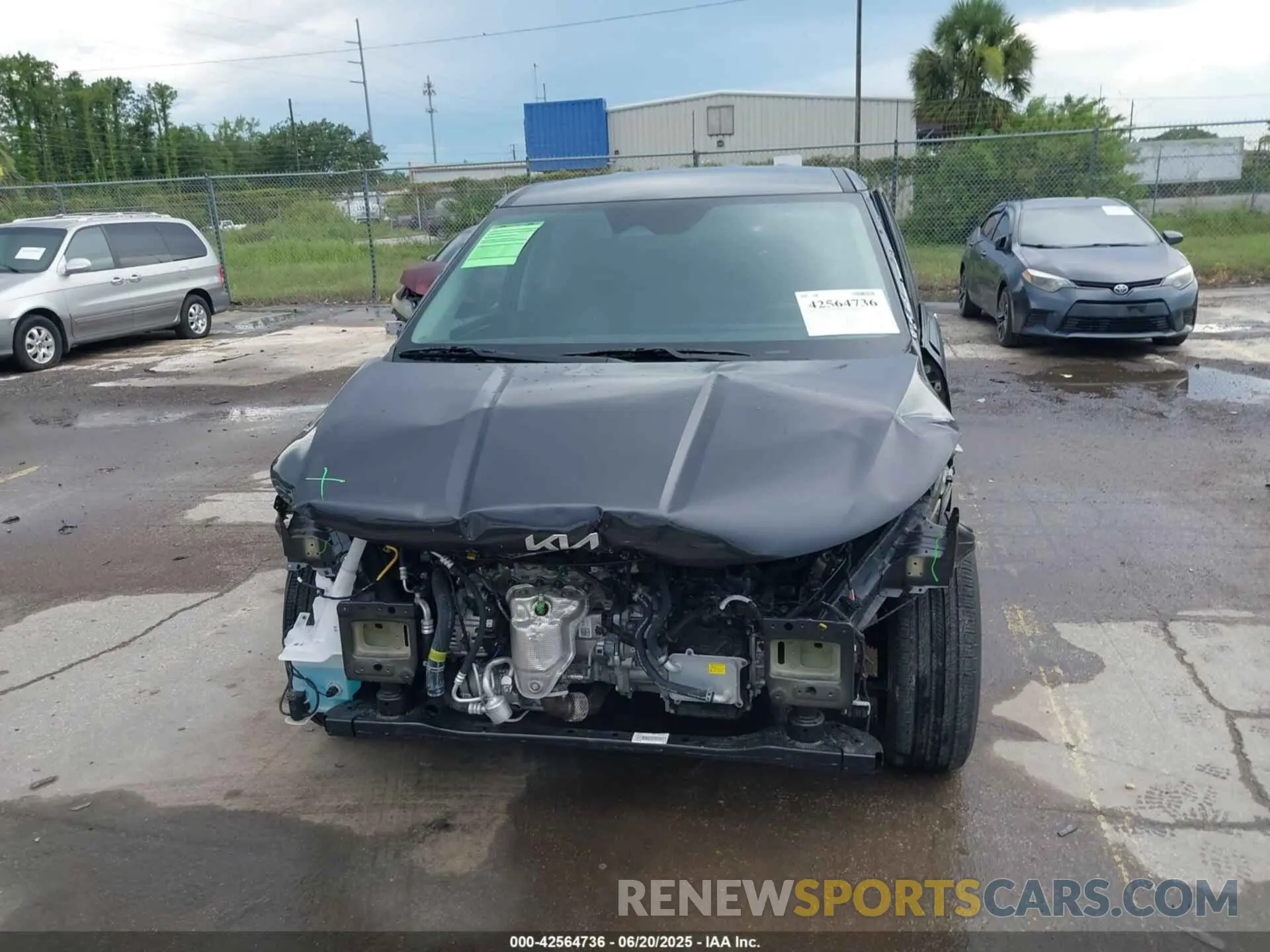 6 Фотография поврежденного автомобиля KNDNB5K37S6474094 KIA CARNIVAL MPV 2025