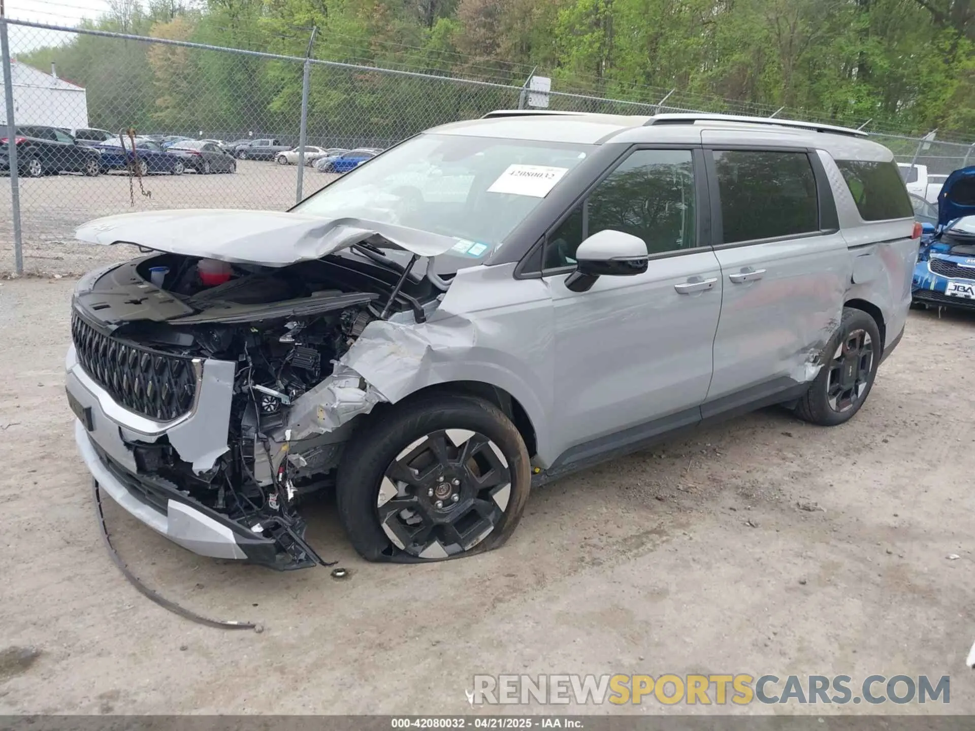 2 Фотография поврежденного автомобиля KNDNC5K33S6476292 KIA CARNIVAL MPV 2025