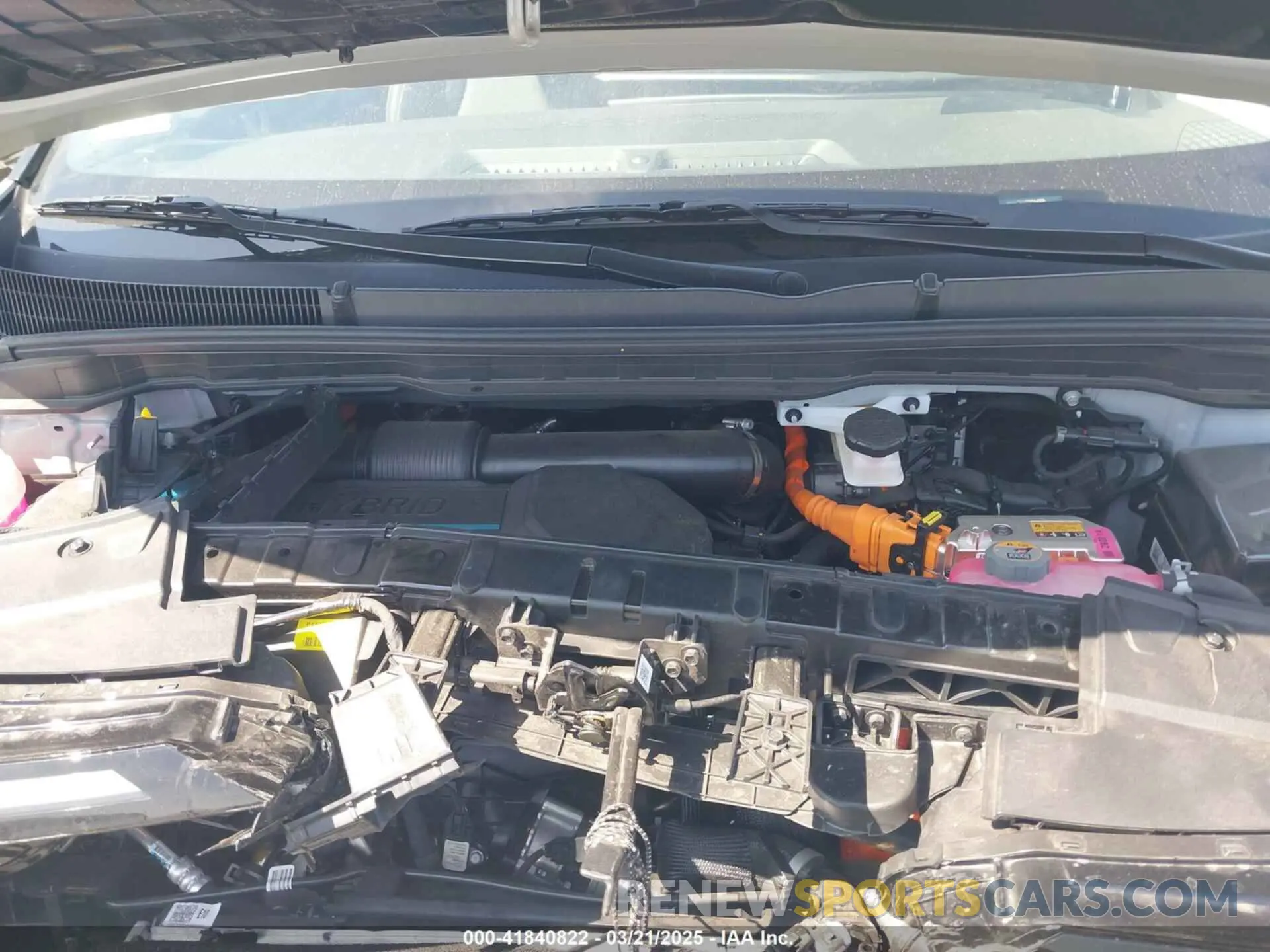 10 Photograph of a damaged car KNDNC5KA6S6044309 KIA CARNIVAL MPV HYBRID 2025