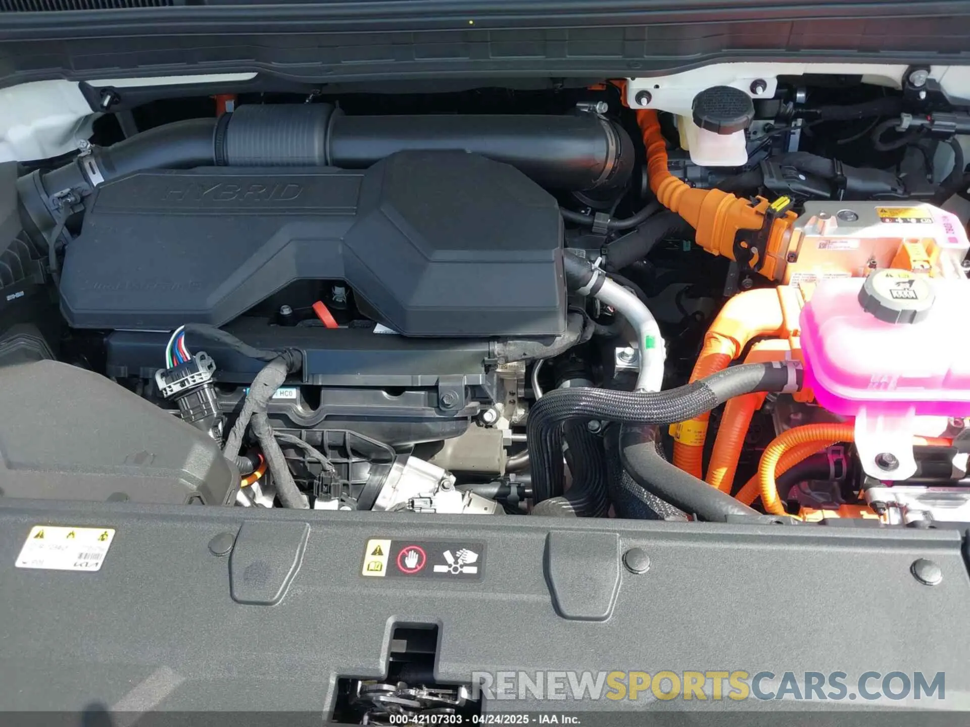 10 Photograph of a damaged car KNDNC5KA7S6051947 KIA CARNIVAL MPV HYBRID 2025