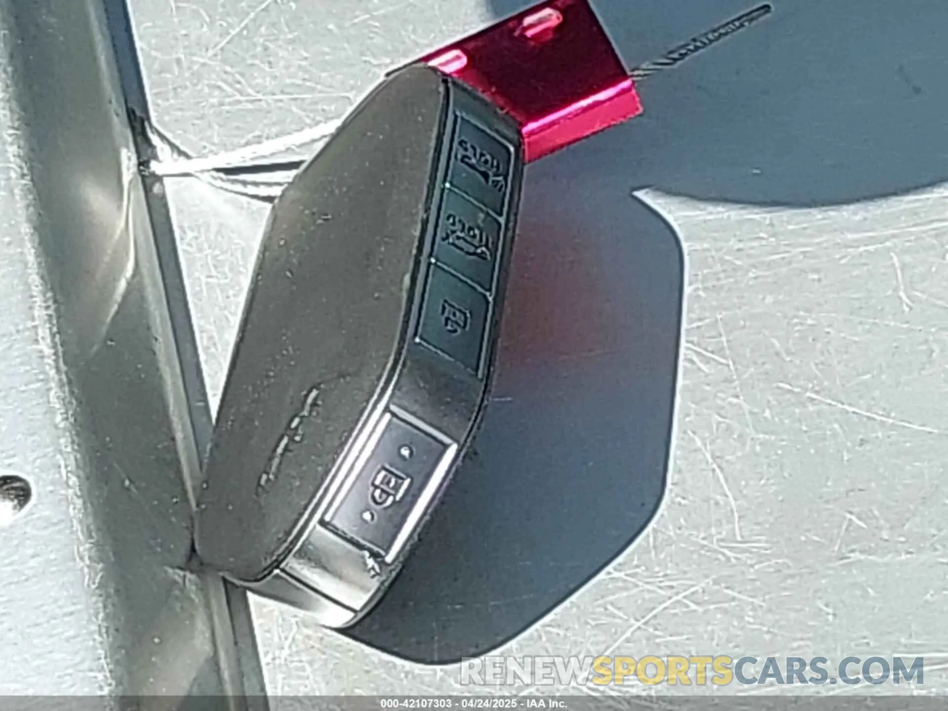 11 Photograph of a damaged car KNDNC5KA7S6051947 KIA CARNIVAL MPV HYBRID 2025