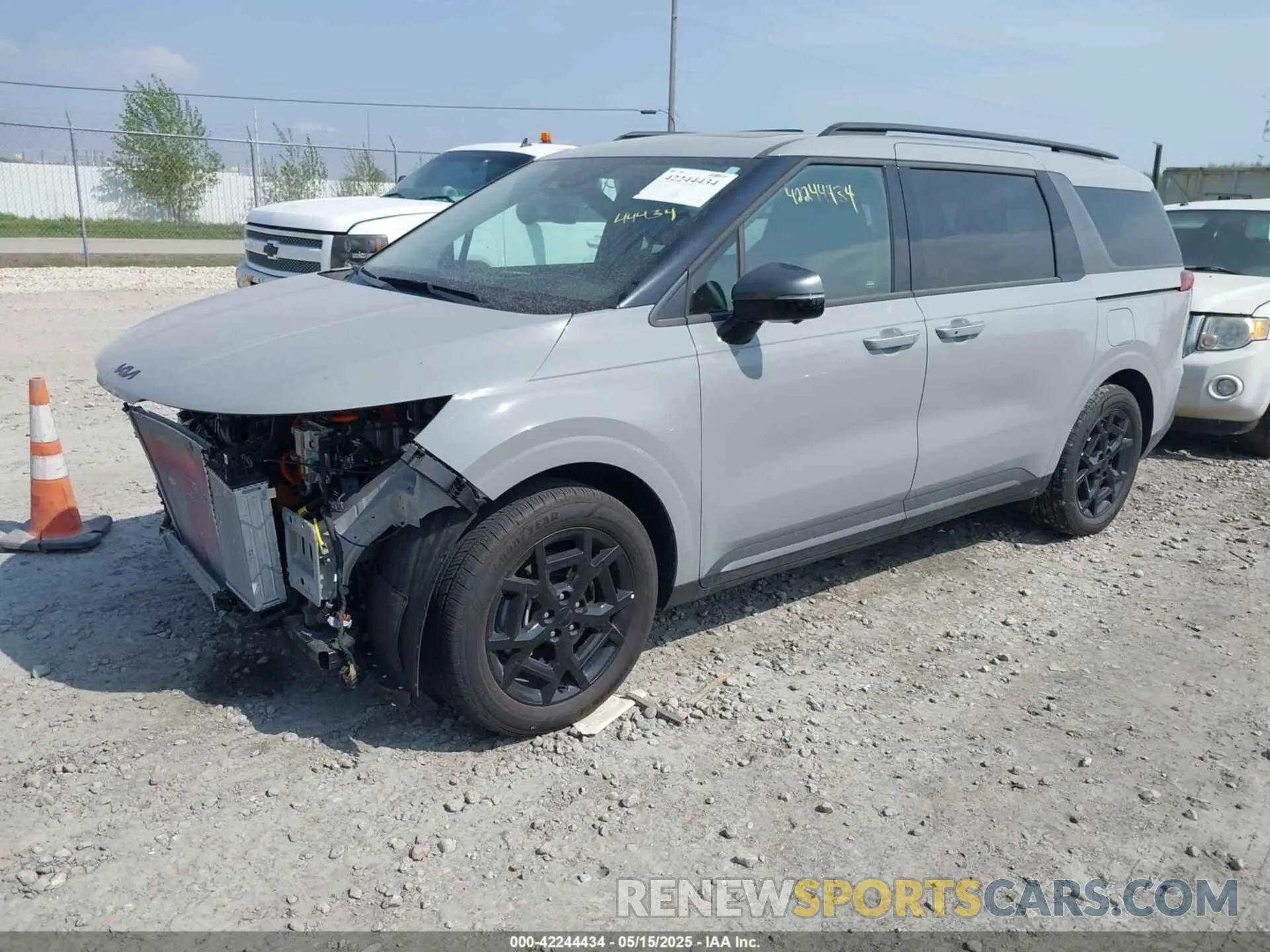 2 Photograph of a damaged car KNDNE5KA8S6042829 KIA CARNIVAL MPV HYBRID 2025