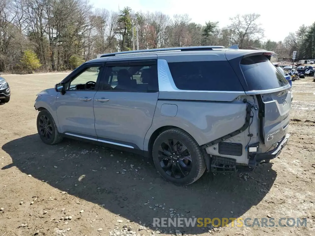 2 Photograph of a damaged car KNDNE5H30N6062019 KIA CARNIVAL S 2022