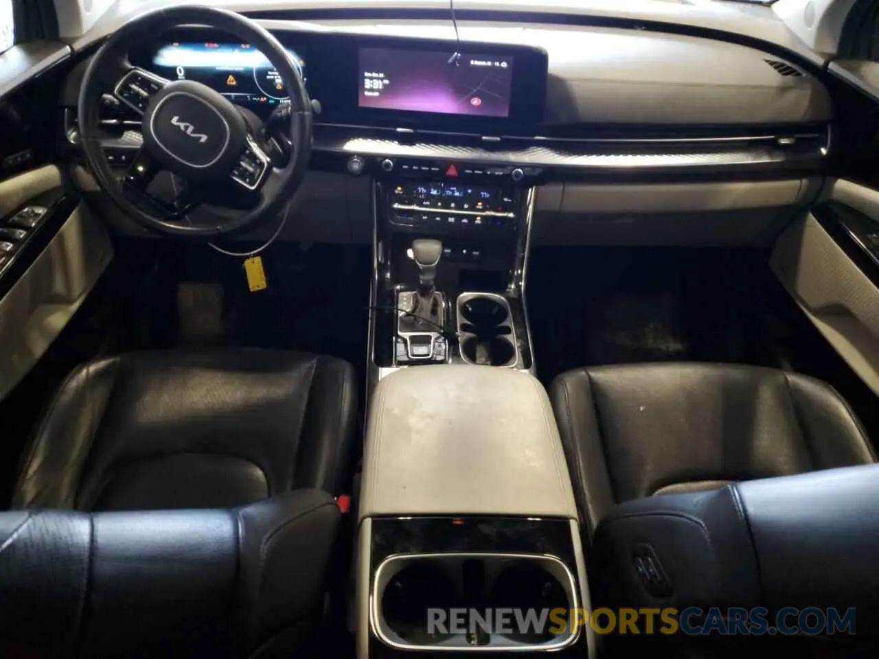 8 Photograph of a damaged car KNDNE5H3XN6063808 KIA CARNIVAL S 2022