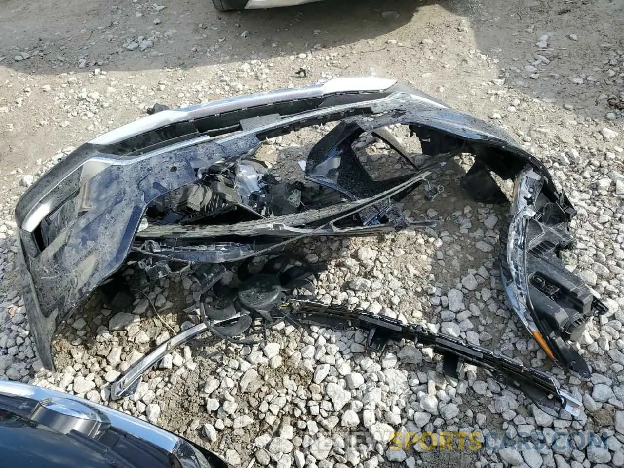 13 Photograph of a damaged car KNDNE5H3XN6071780 KIA CARNIVAL S 2022