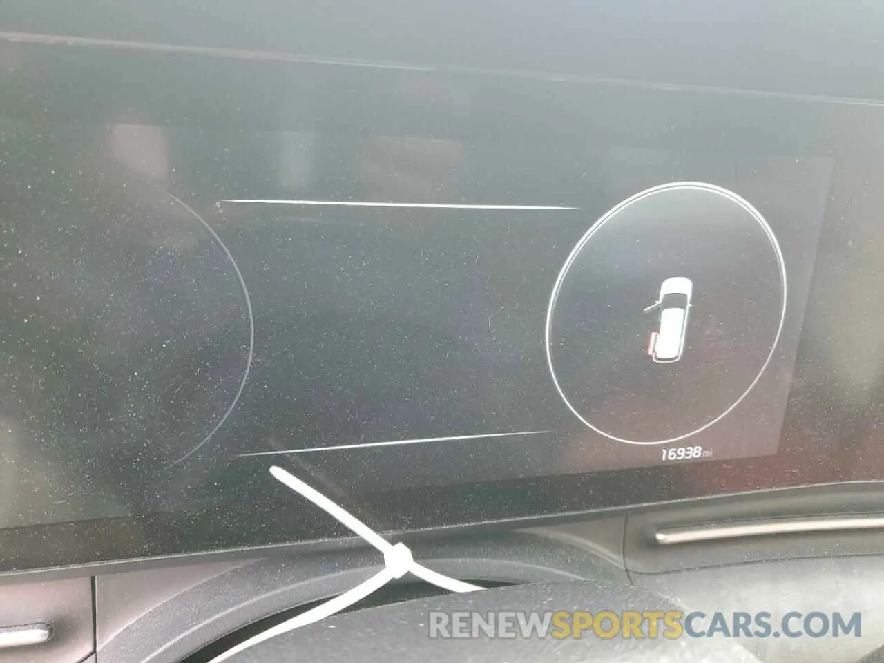 9 Photograph of a damaged car KNDNE5H31P6236392 KIA CARNIVAL S 2023