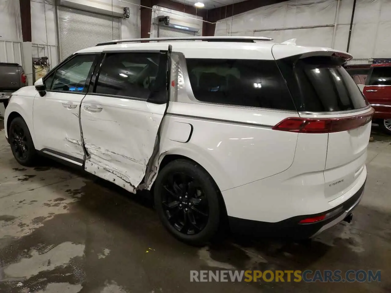 2 Photograph of a damaged car KNDNE5H35P6215786 KIA CARNIVAL S 2023