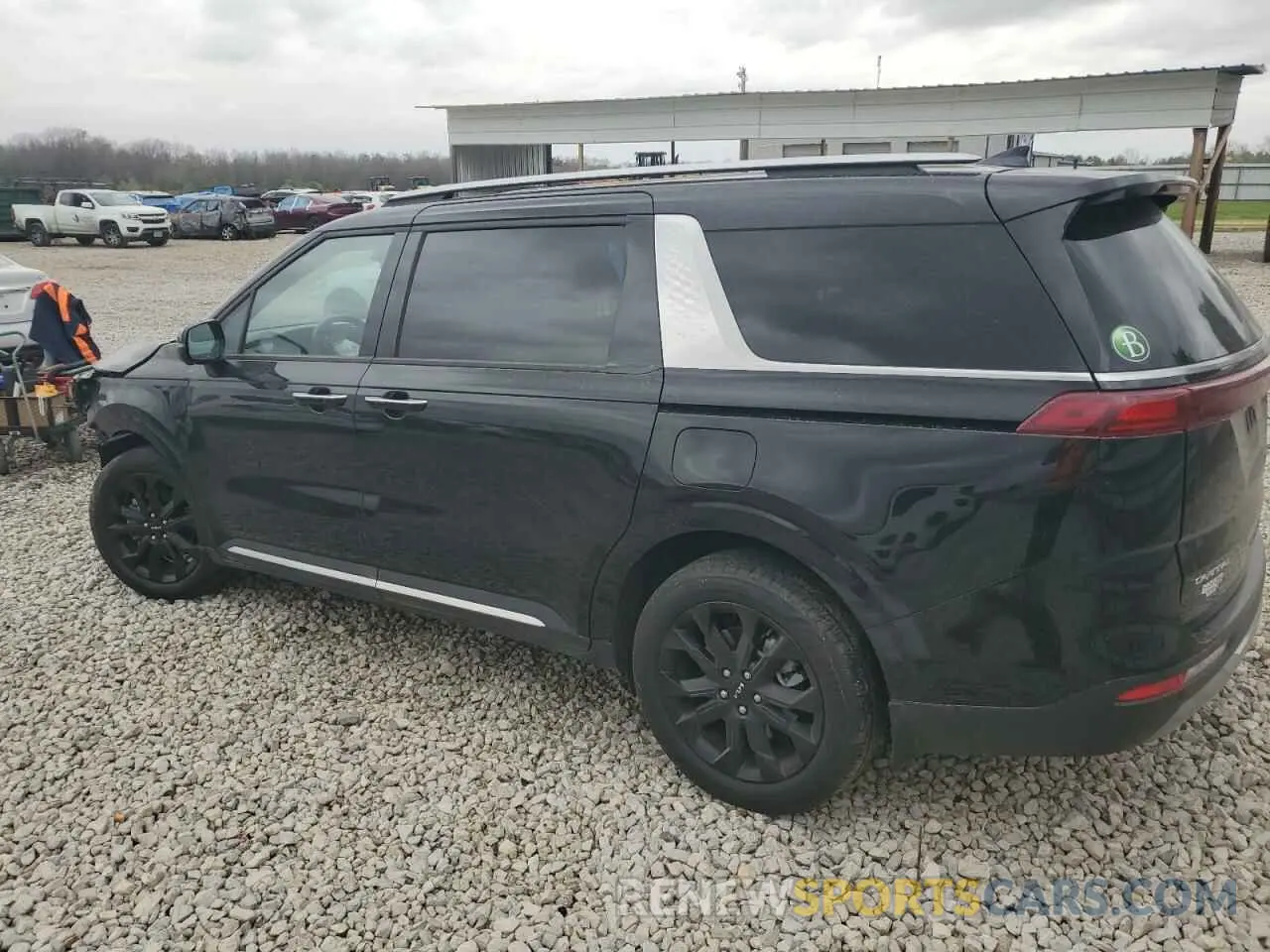 2 Photograph of a damaged car KNDNE5H37R6361335 KIA CARNIVAL S 2024