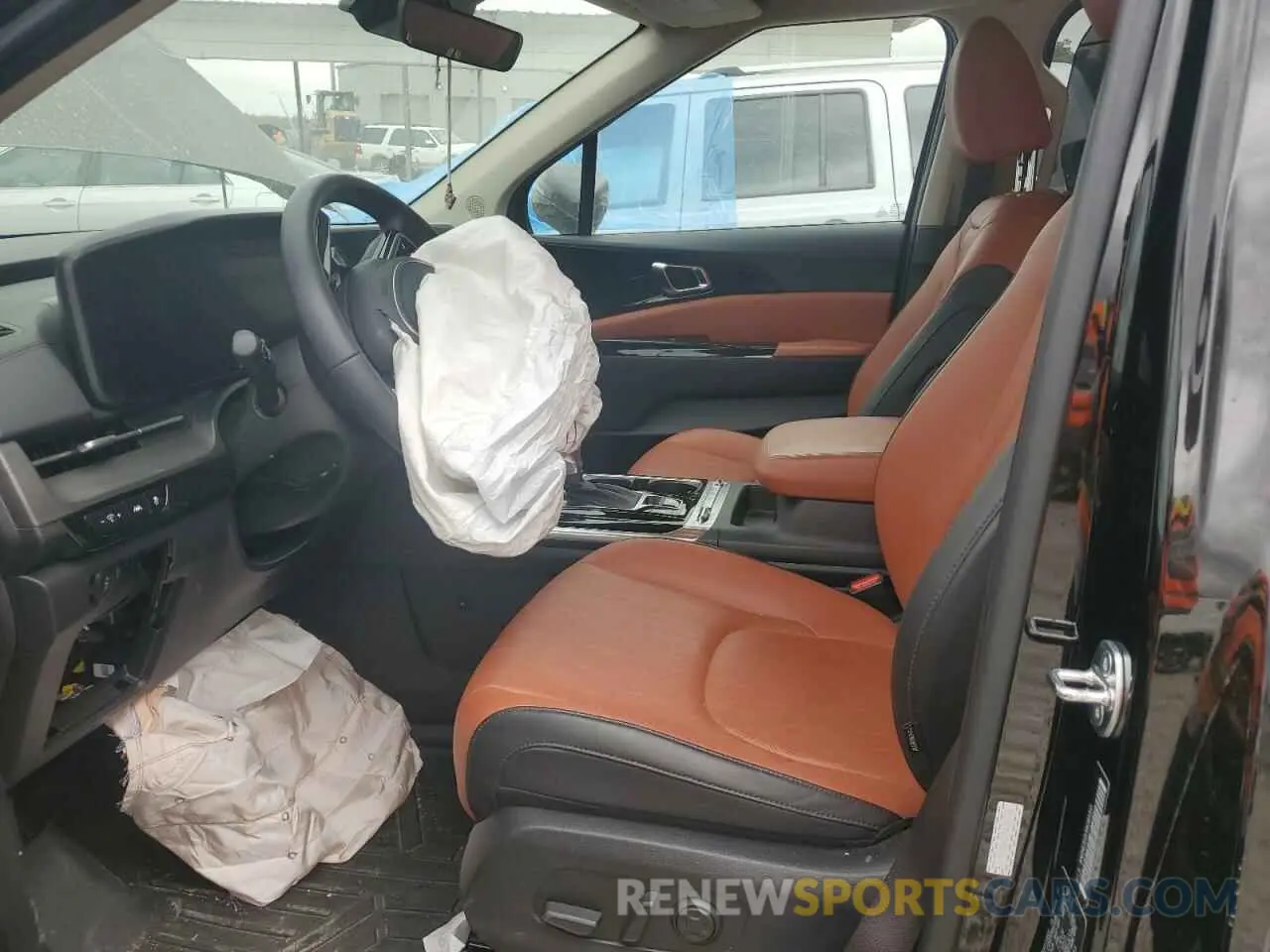 7 Photograph of a damaged car KNDNE5H37R6361335 KIA CARNIVAL S 2024