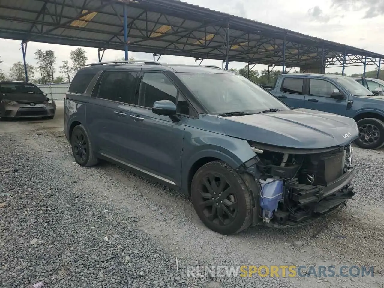 4 Photograph of a damaged car KNDNE5H3XR6306264 KIA CARNIVAL S 2024