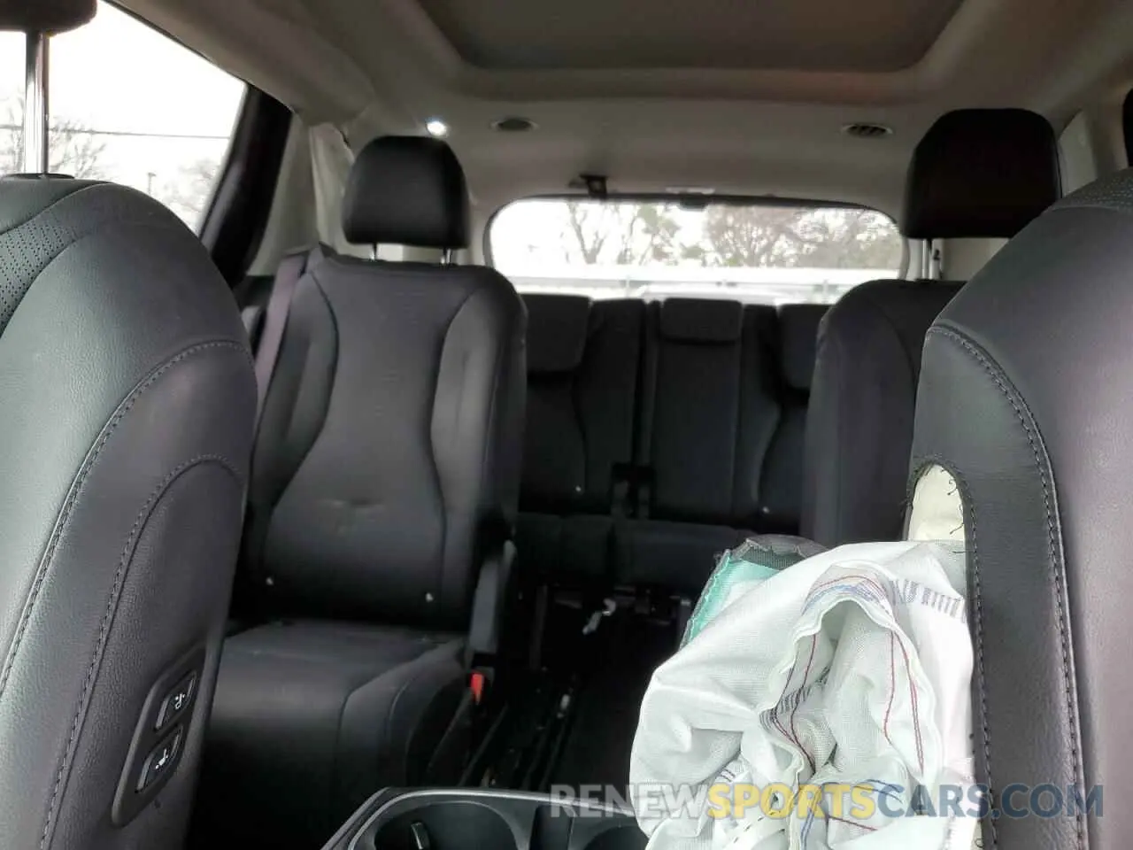 10 Photograph of a damaged car KNDNE5K35S6485084 KIA CARNIVAL S 2025