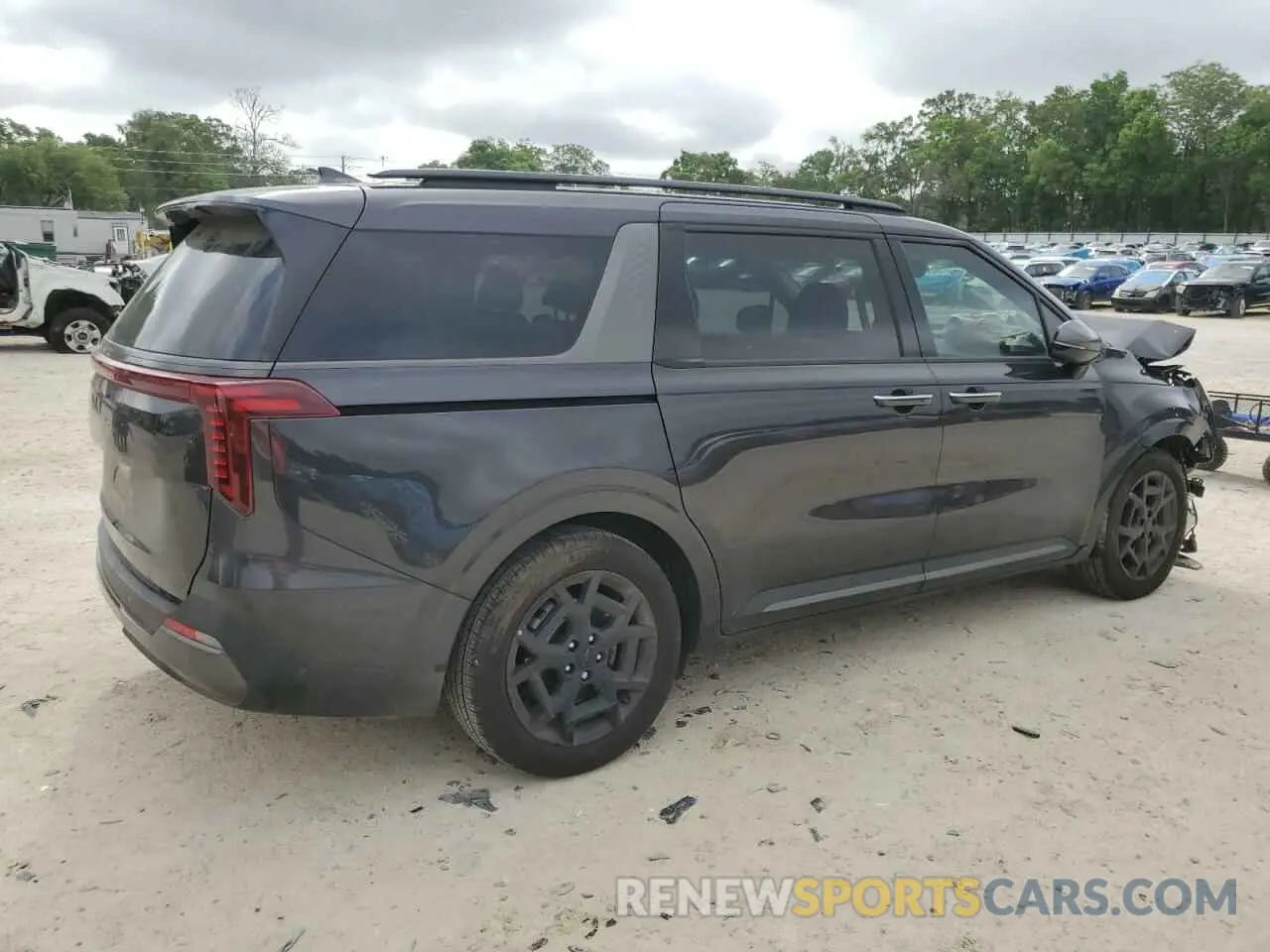 3 Photograph of a damaged car KNDNE5K37S6490478 KIA CARNIVAL S 2025