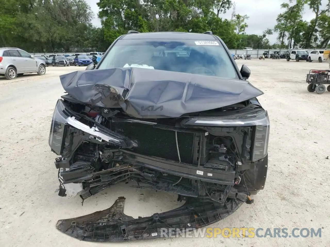5 Photograph of a damaged car KNDNE5K37S6490478 KIA CARNIVAL S 2025