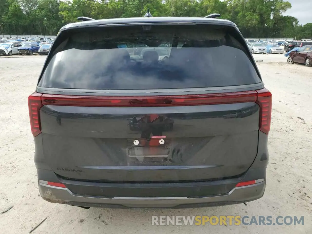 6 Photograph of a damaged car KNDNE5K37S6490478 KIA CARNIVAL S 2025
