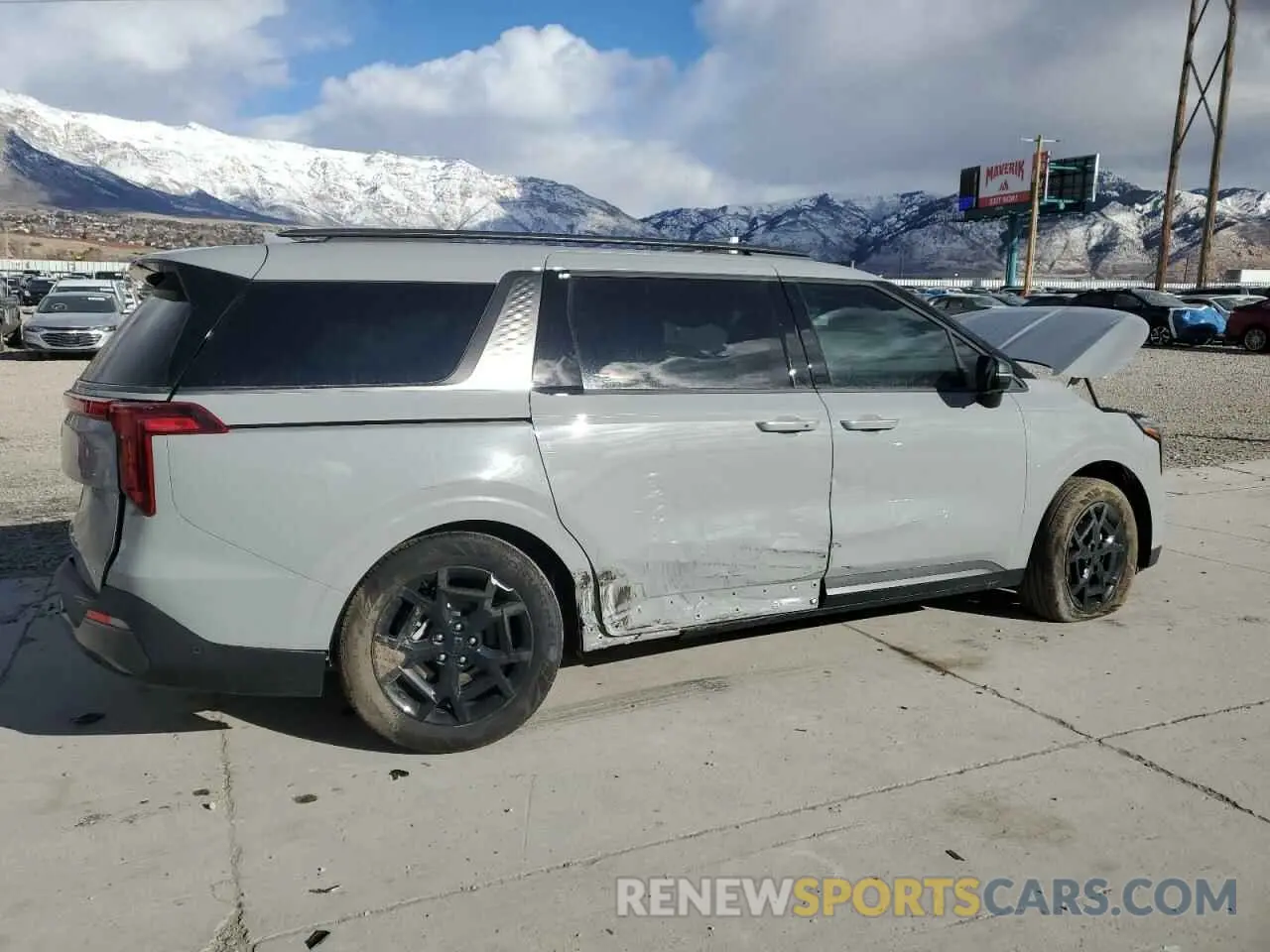 3 Фотография поврежденного автомобиля KNDNE5KA0S6031310 KIA CARNIVAL S 2025