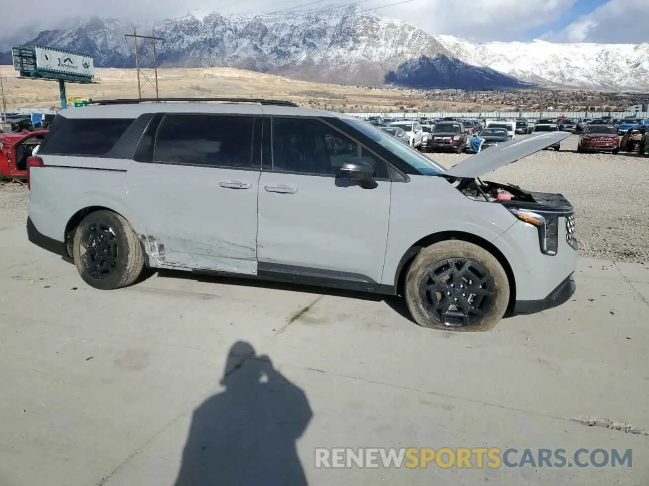 4 Фотография поврежденного автомобиля KNDNE5KA0S6031310 KIA CARNIVAL S 2025