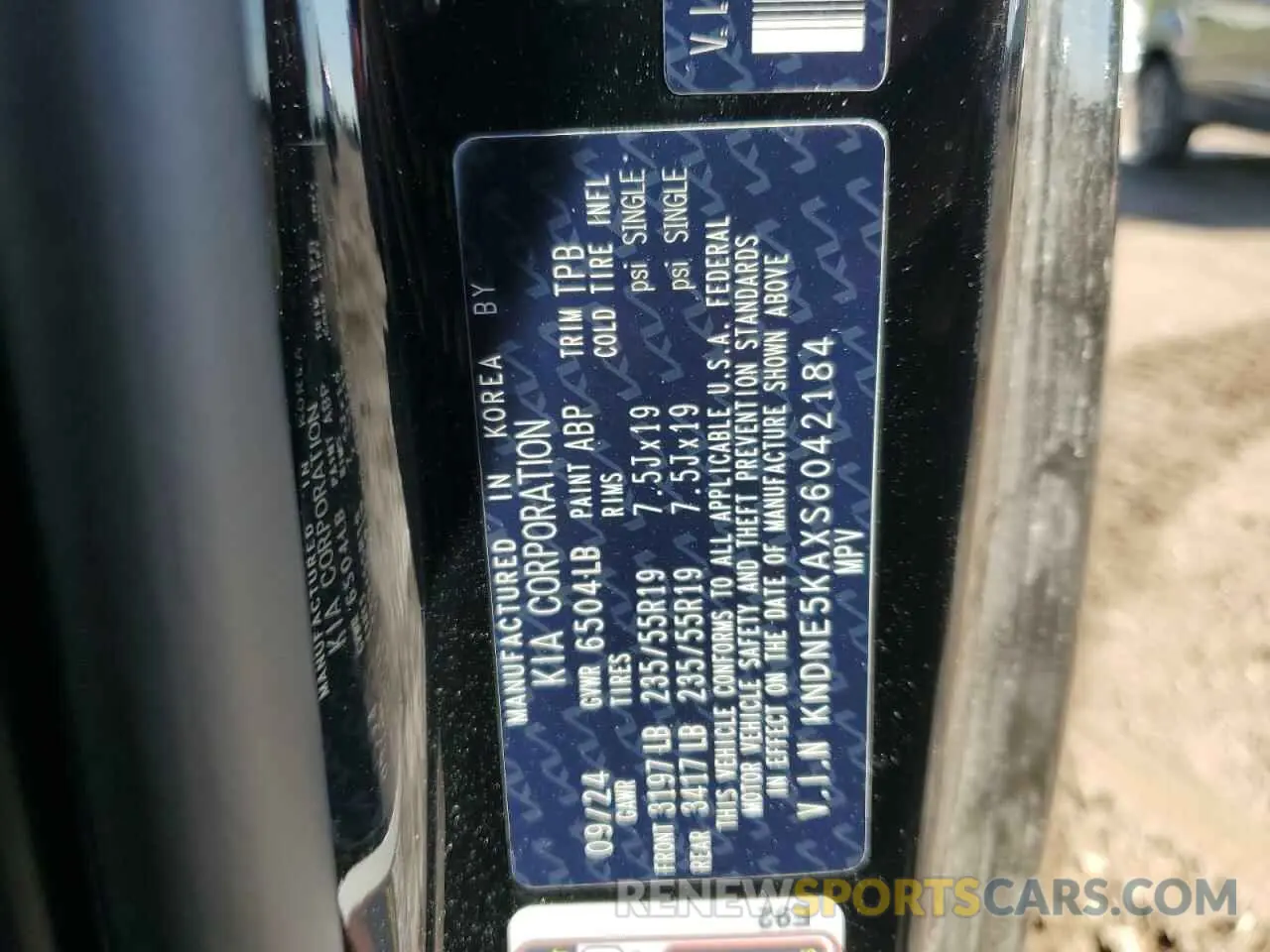 13 Photograph of a damaged car KNDNE5KAXS6042184 KIA CARNIVAL S 2025