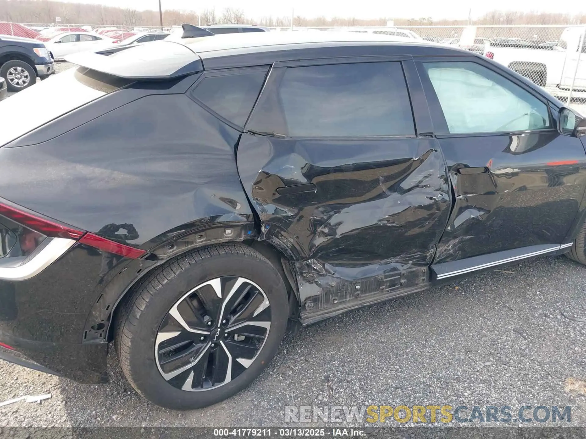 19 Photograph of a damaged car KNDC34LA7N5058827 KIA EV6 2022