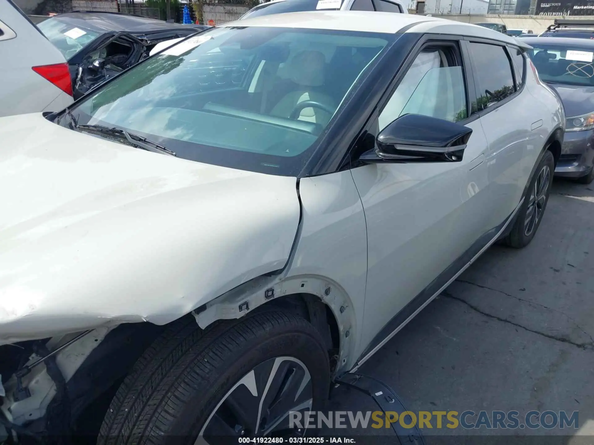 2 Photograph of a damaged car KNDC34LA8N5047206 KIA EV6 2022