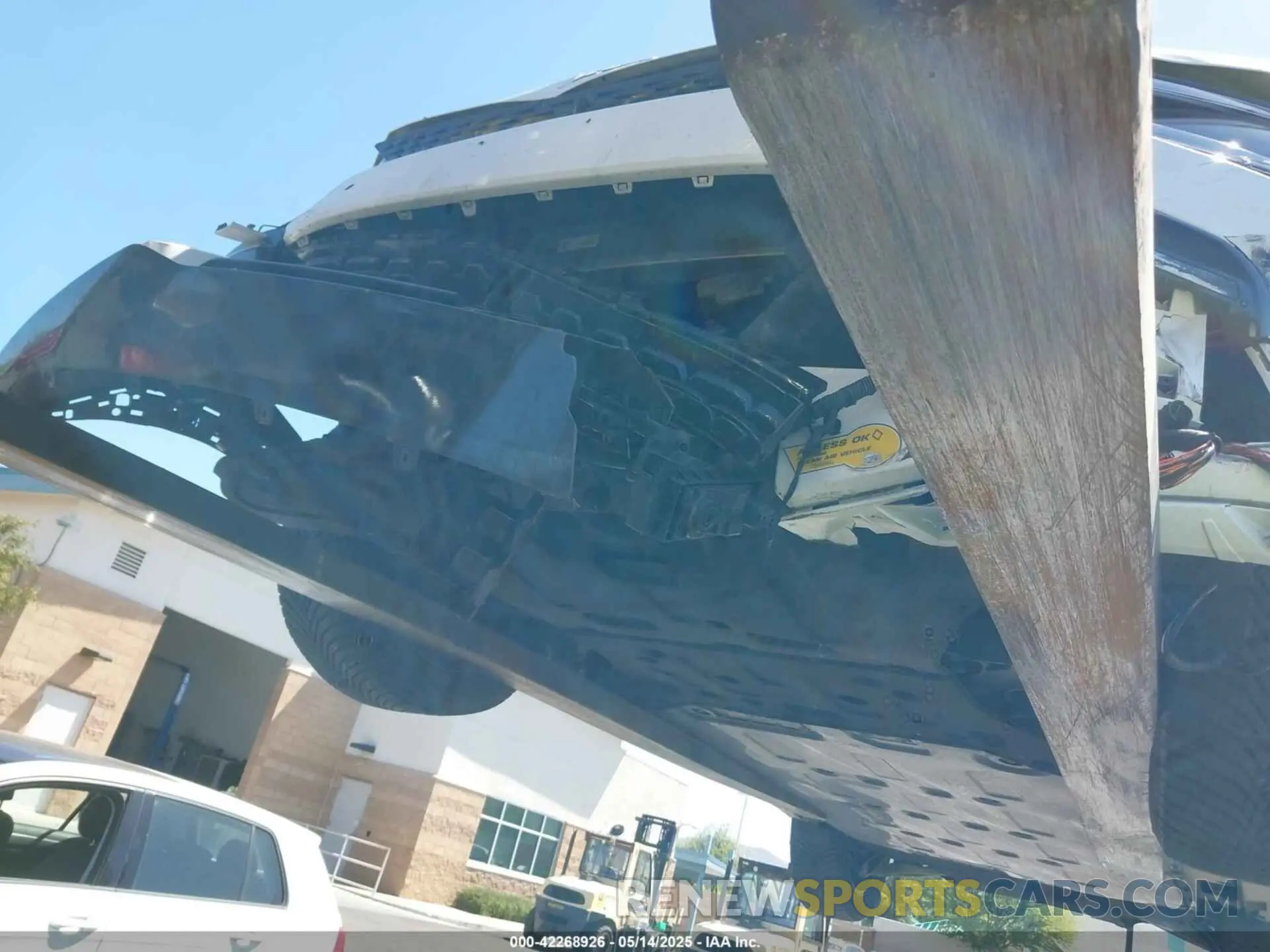 21 Photograph of a damaged car KNDC44LA5N5040503 KIA EV6 2022