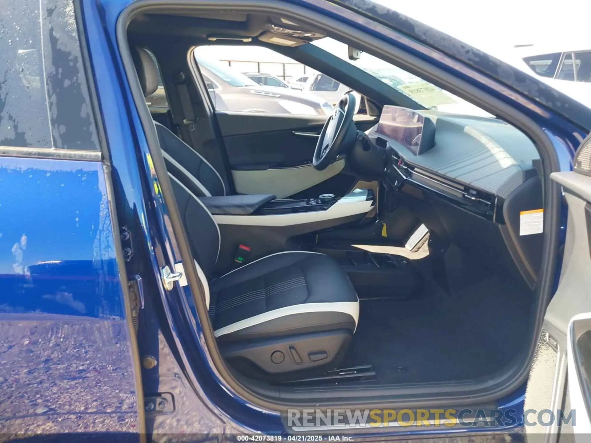 5 Photograph of a damaged car KNDC4DLC3N5055972 KIA EV6 2022